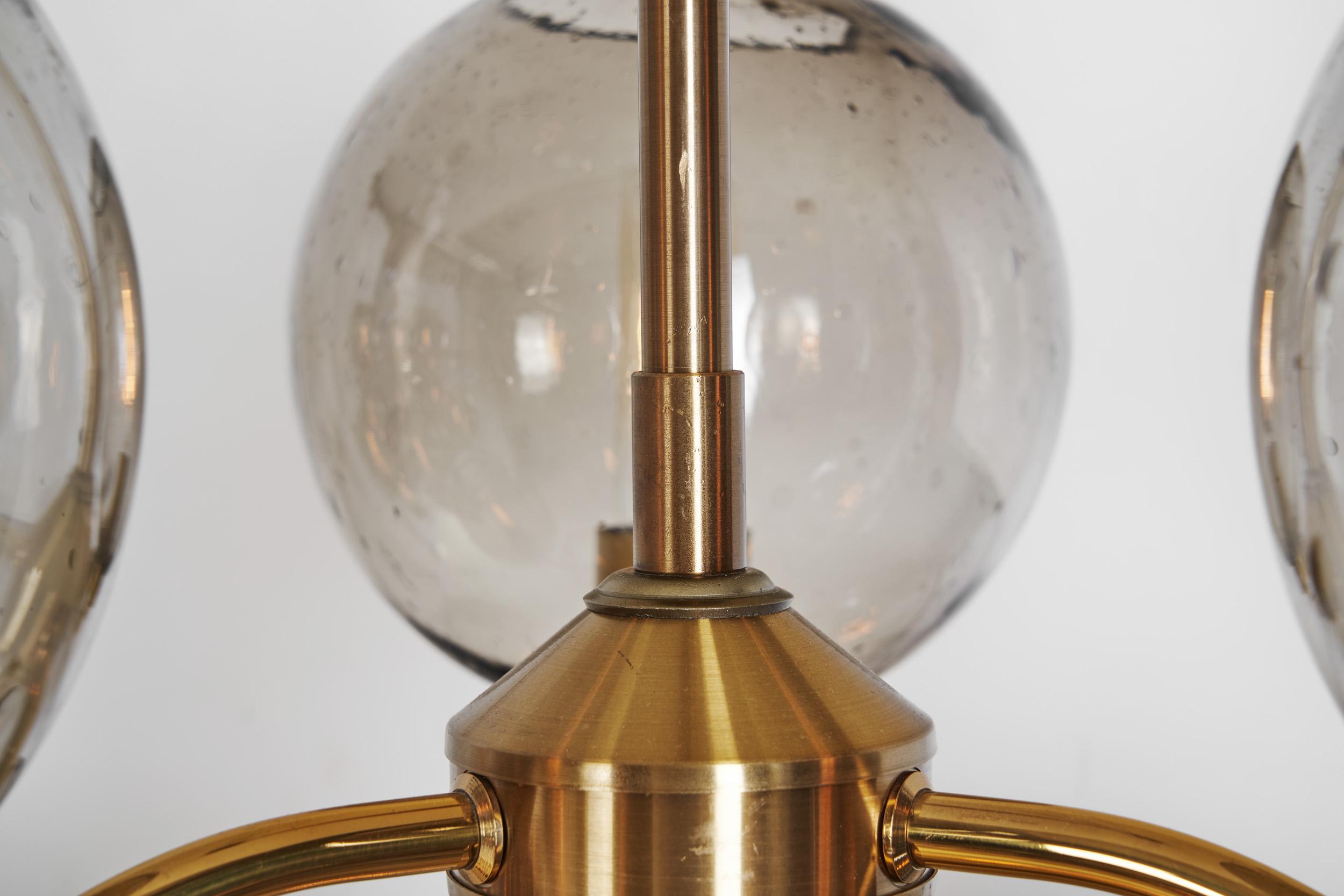 Ensemble de 6 lustres avec 12 abat-jour en verre fumé Holger Johansson, Suède, années 1970 en vente 5
