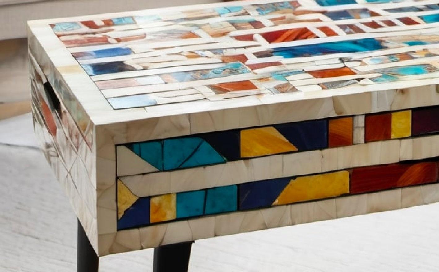 Mid-Century Modern Holi - Première table basse à incrustation d'os générée par Ai au monde en vente