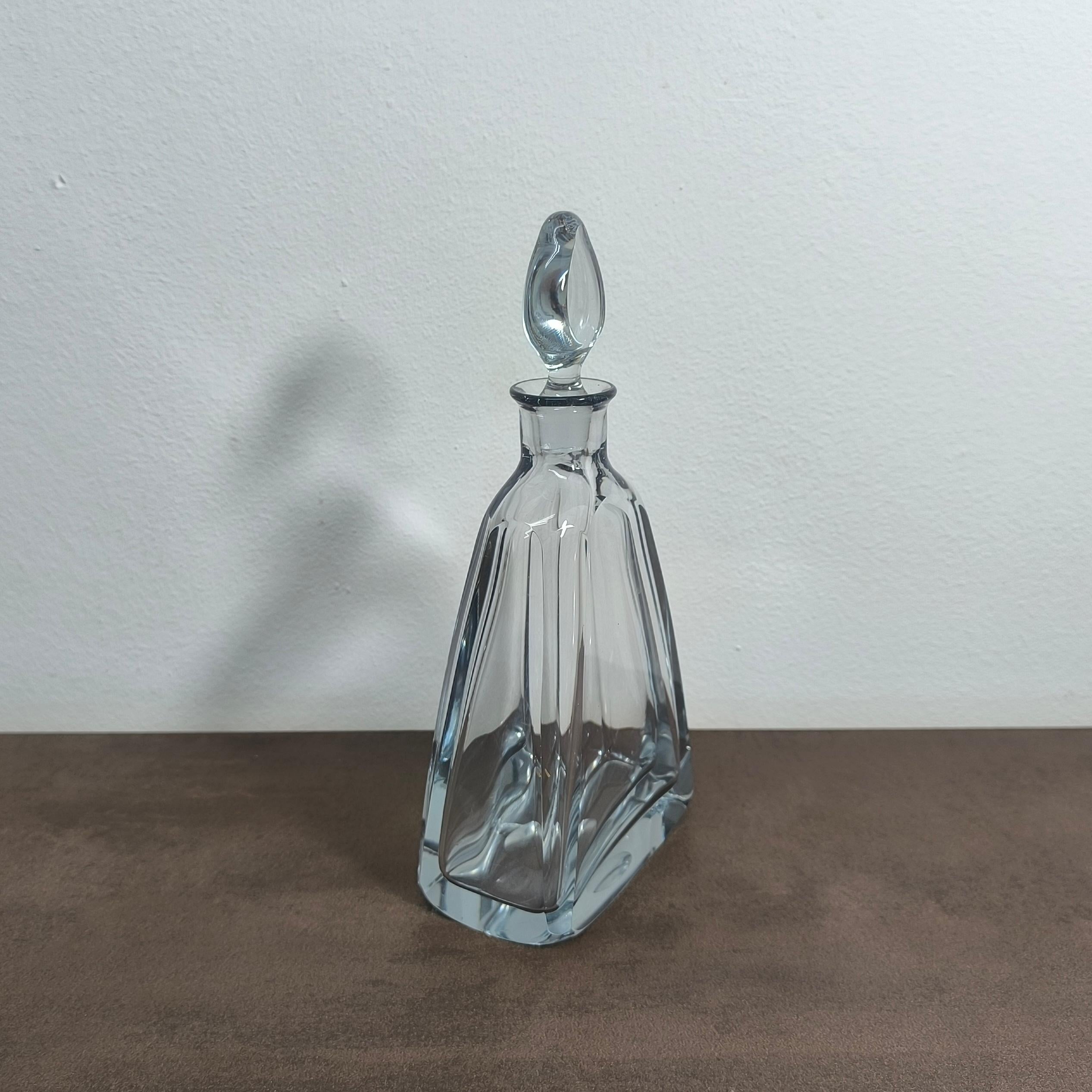 WEIHNACHTSGESCHENK - Moderne Kristallglaskaraffe aus der Jahrhundertmitte mit Teardrop-Verschluss (20. Jahrhundert) im Angebot