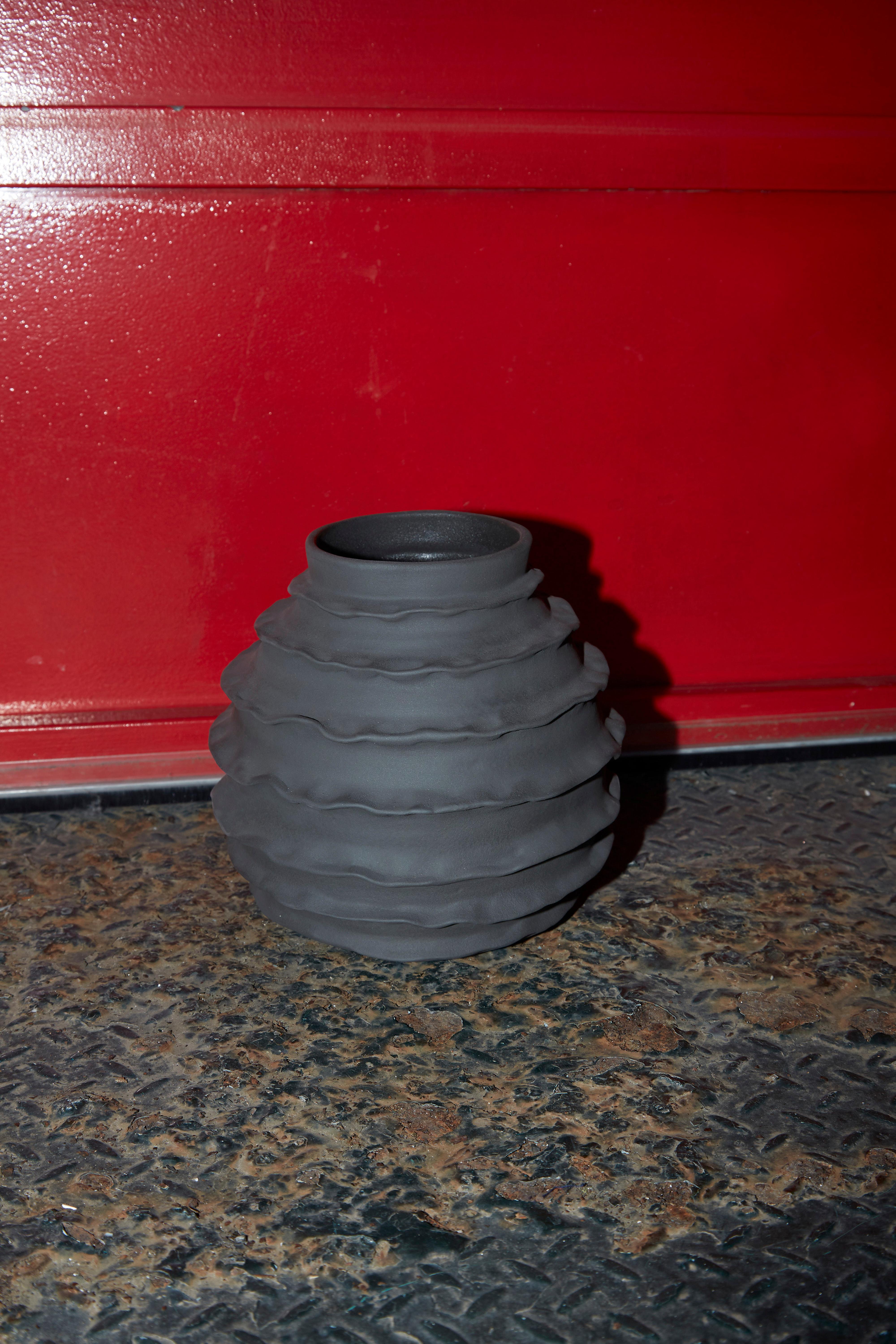 Holiday-Vase von Project 213A im Zustand „Neu“ im Angebot in Macieira de Sarnes, PT