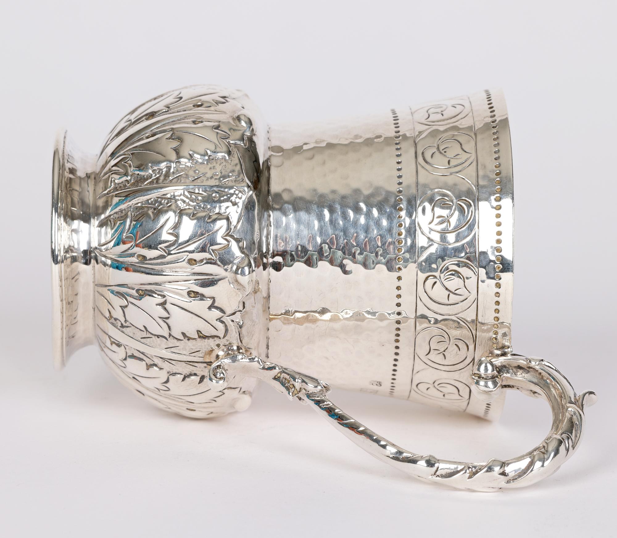 Early 20th Century Holland Aldwinckle & Slater Arts & Crafts Silver Christening Mug, London, 1900  For Sale
