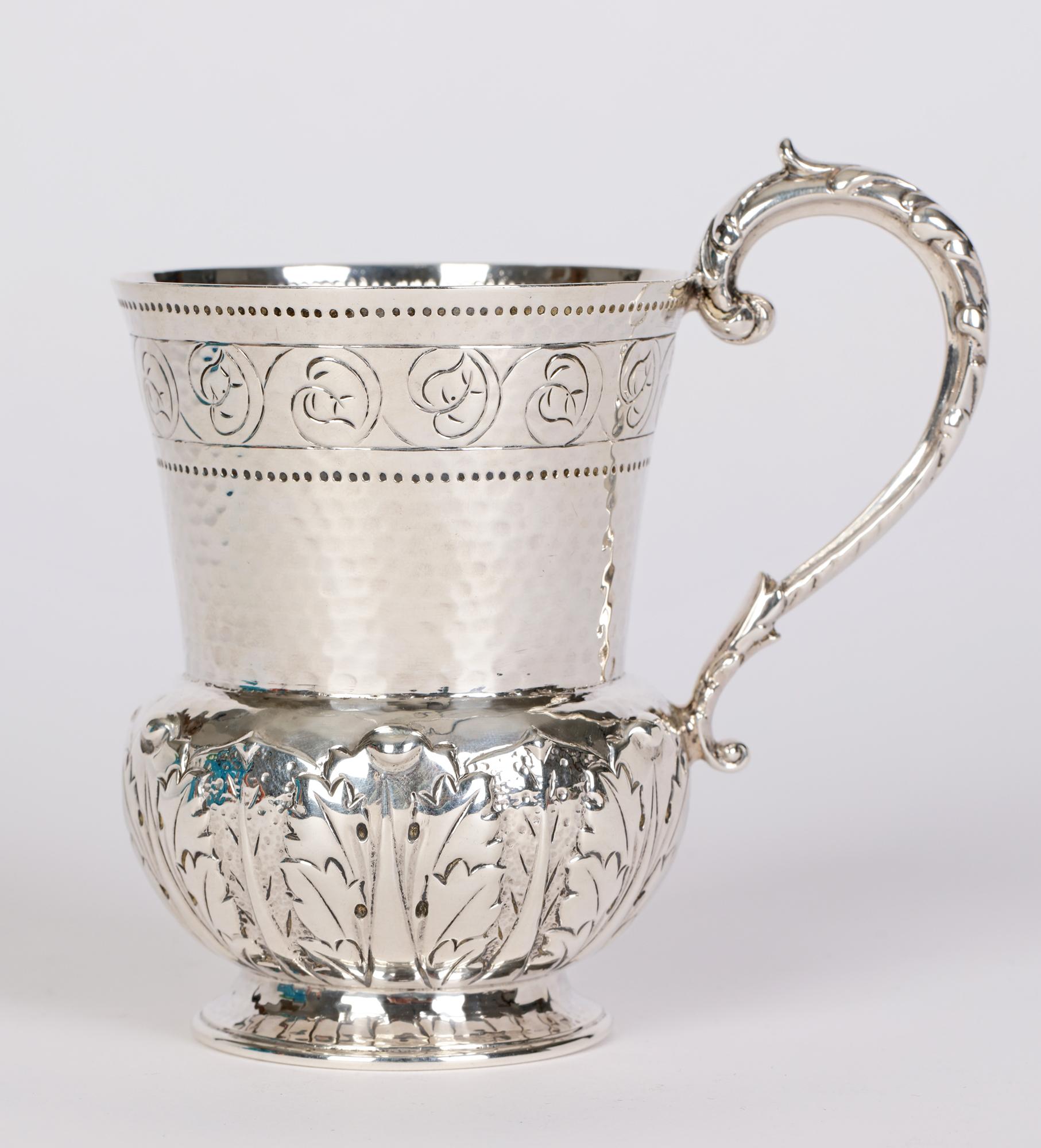 Holland Aldwinckle & Slater Arts & Crafts Silver Christening Mug, London, 1900  For Sale 1