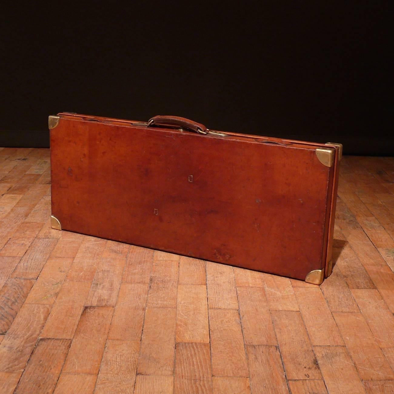 Early 20th Century Holland and Holland Leather Double Gun Case, circa 1900 For Sale