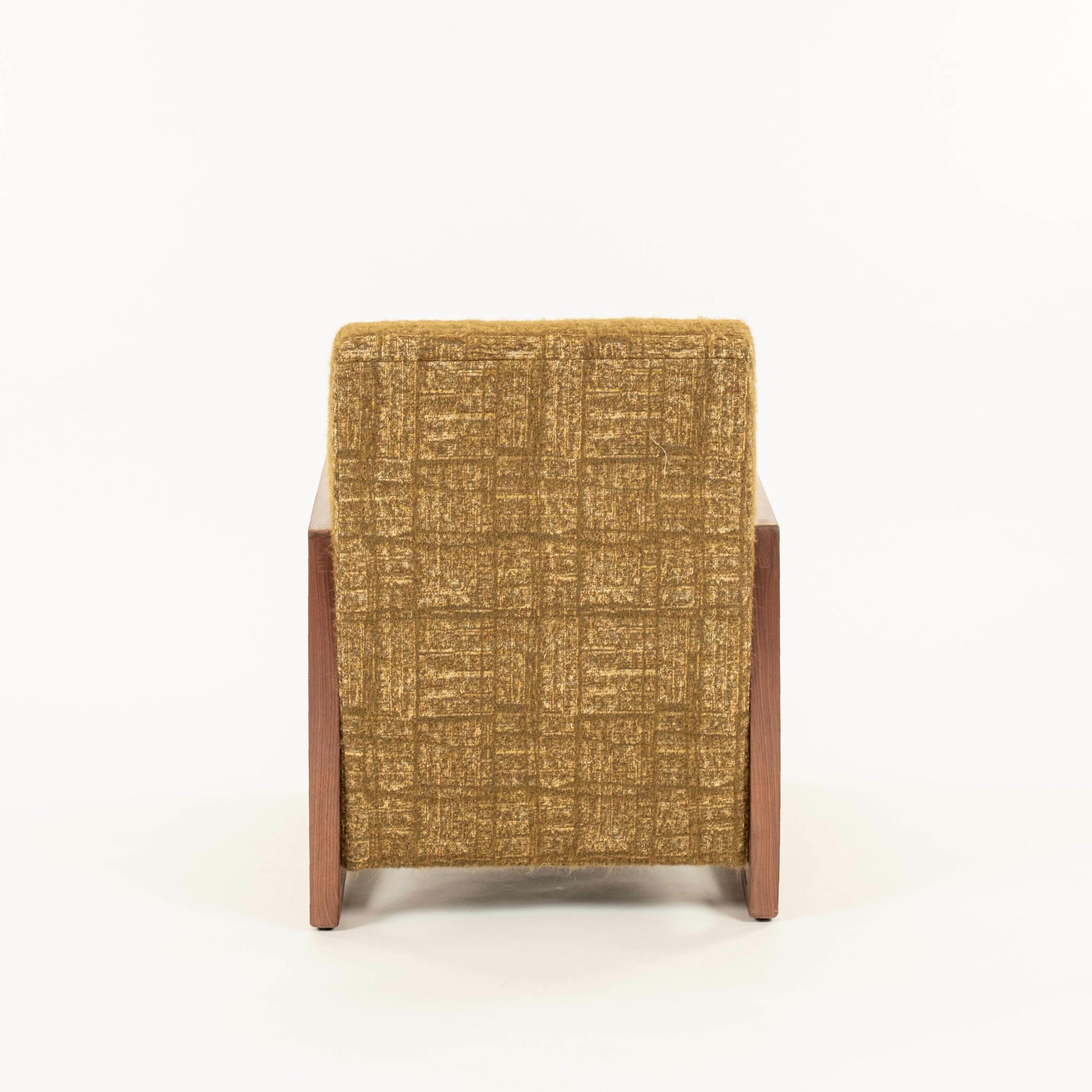 Nord-américain Chaise longue Holland and Sherry Grampian en jacquard de laine brossée en vente