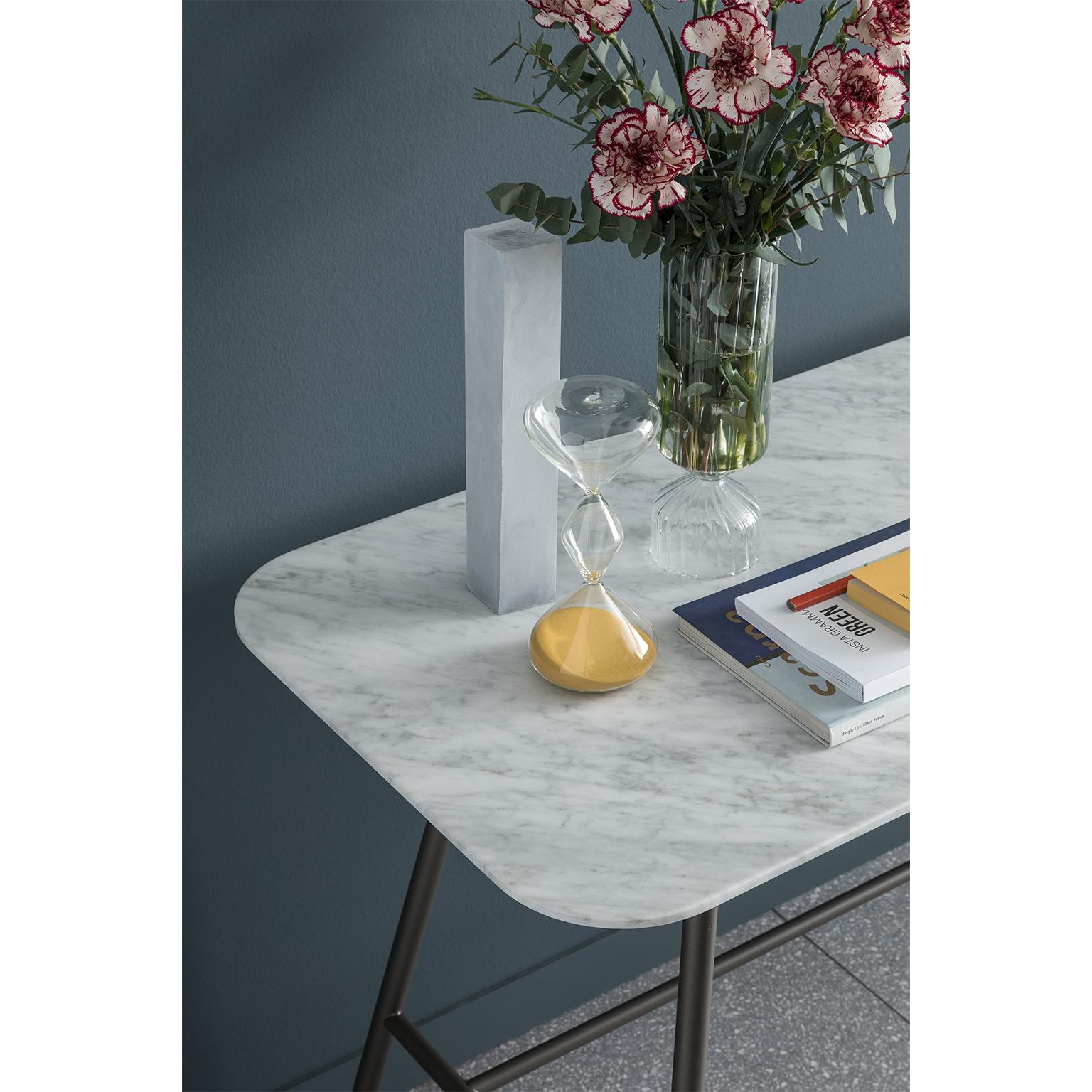Italian SP01 Holland Console in White Carrara Marble, Made in Italy For Sale