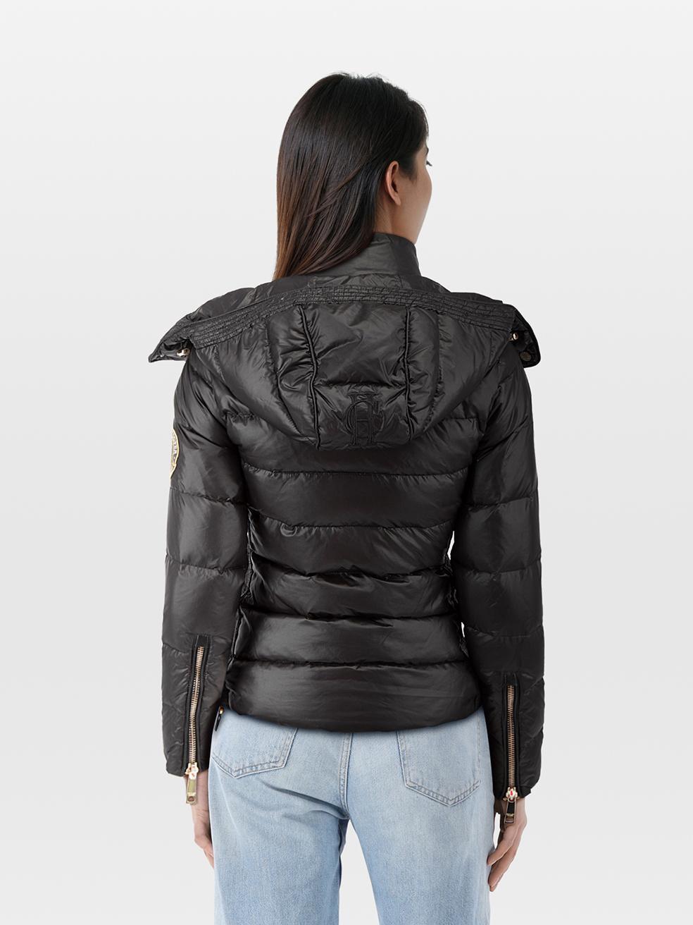 CONDITION is Very good. Minimal wear to coat is evident. Minimal wear to all of the metal zip pulls where tarnishing and small scratches can be seen on this used Holland Cooper designer resale item.
 
 Details
 
 
 Black¬†
 
 Synthetic
 
 Jacket
 
