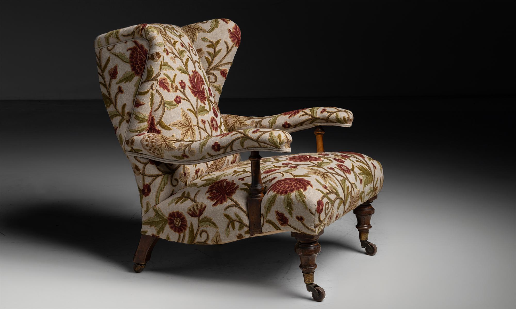 Holland & Sons Wingchair in Embroidered Linen

England circa 1900

Newly upholstered in embroidered linen by Marvin. turned mahogany legs with original castors.

27.5”w x 31”d x 35.5”h x 16”seat