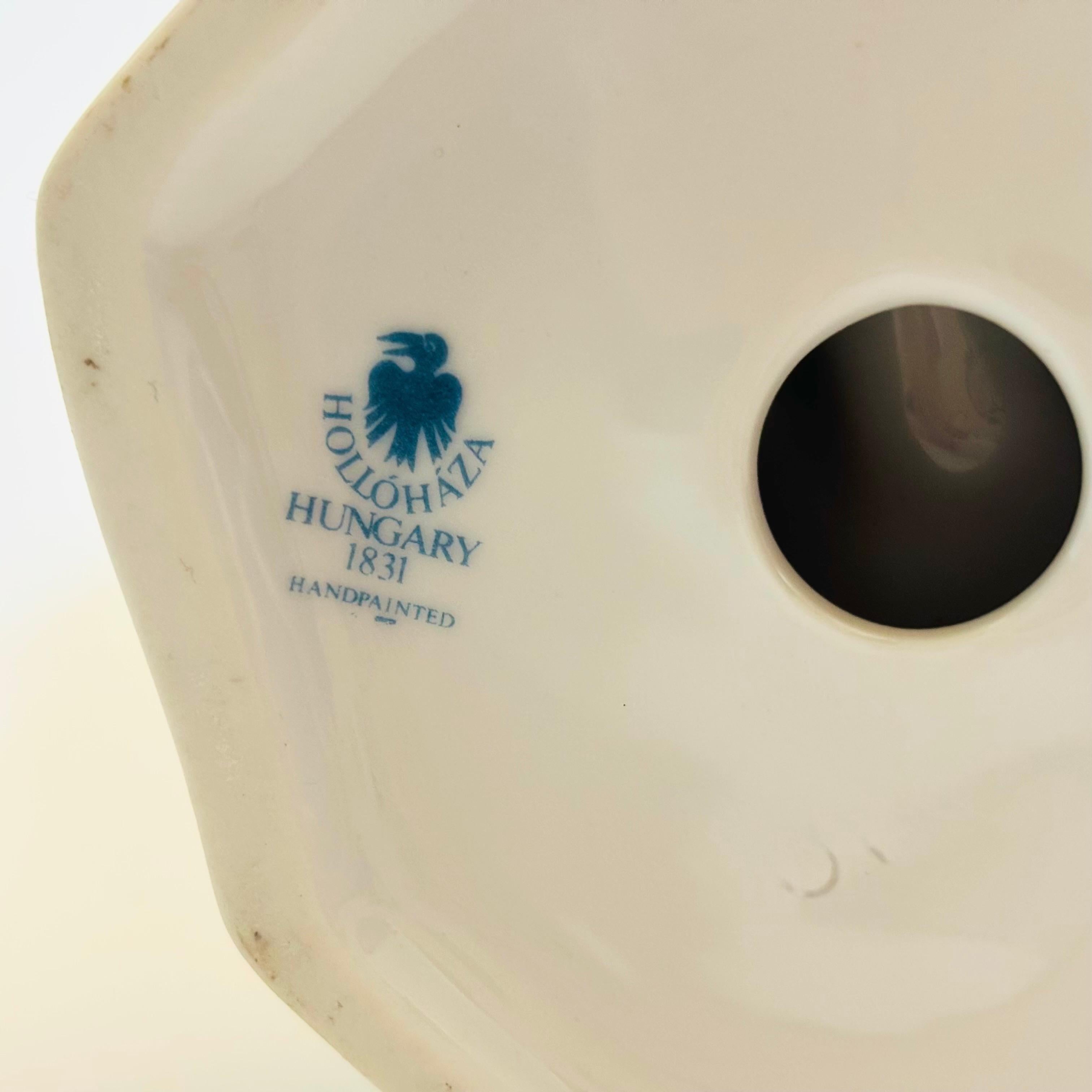 Hollohaza Pingouin en porcelaine hongroise en vente 3