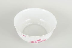 Hollóháza, Hungary. Large serving bowl in porcelain. Mid-20th C.