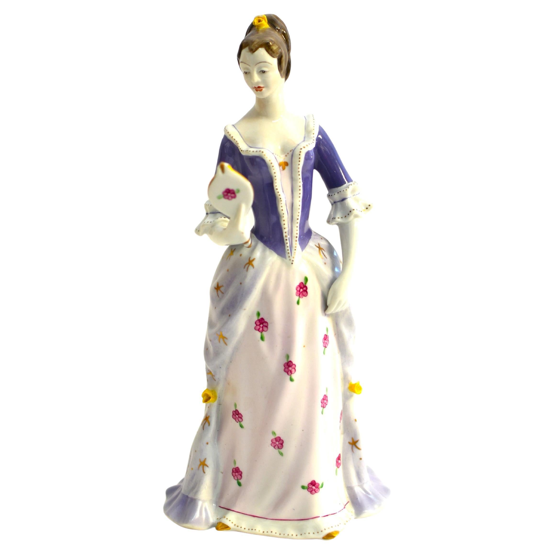 Holloháza Rococo Porcelain Lady Figurine with Mirror, 20th Century in vendita