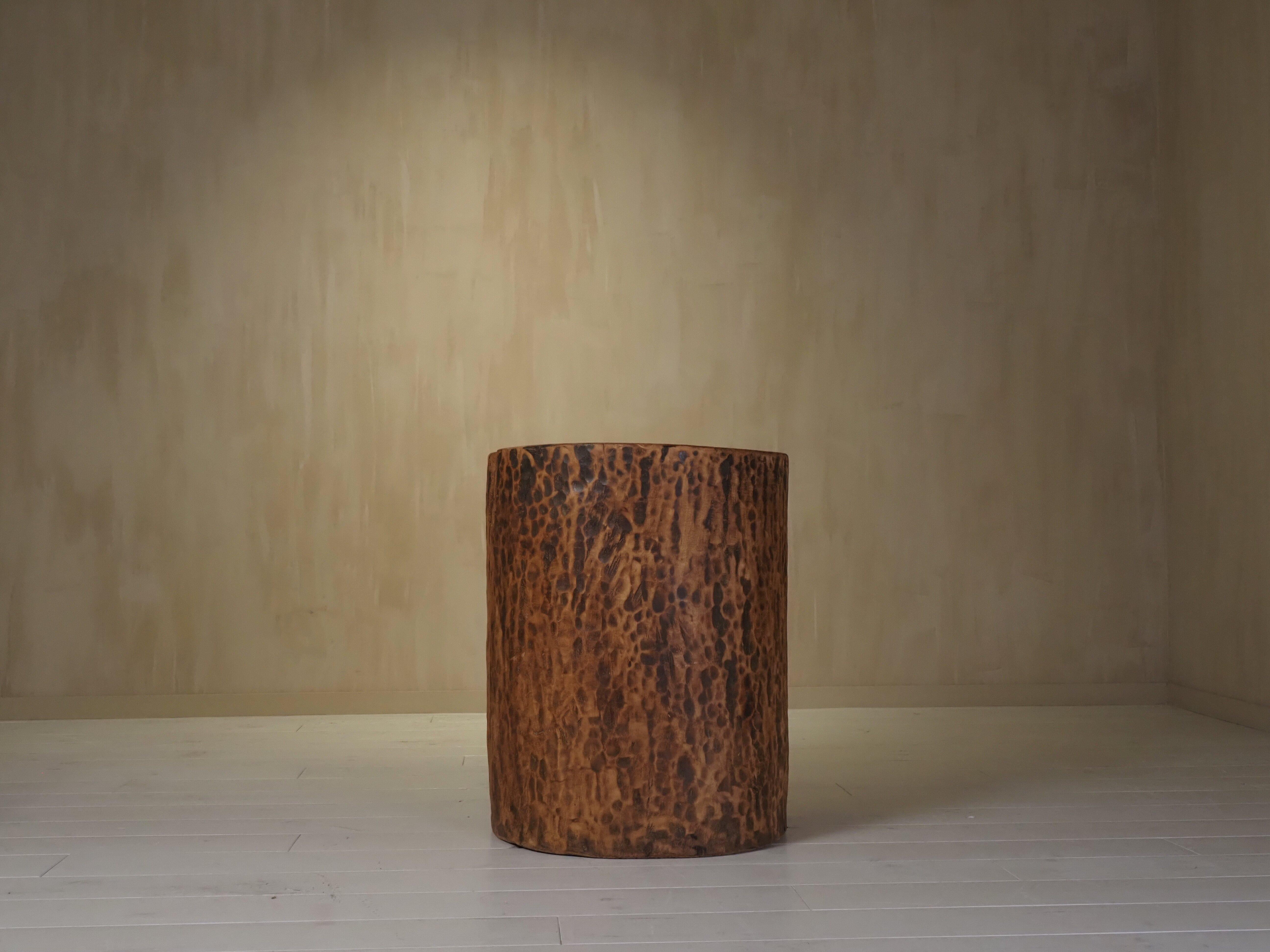 Great decorative tree trunk planter