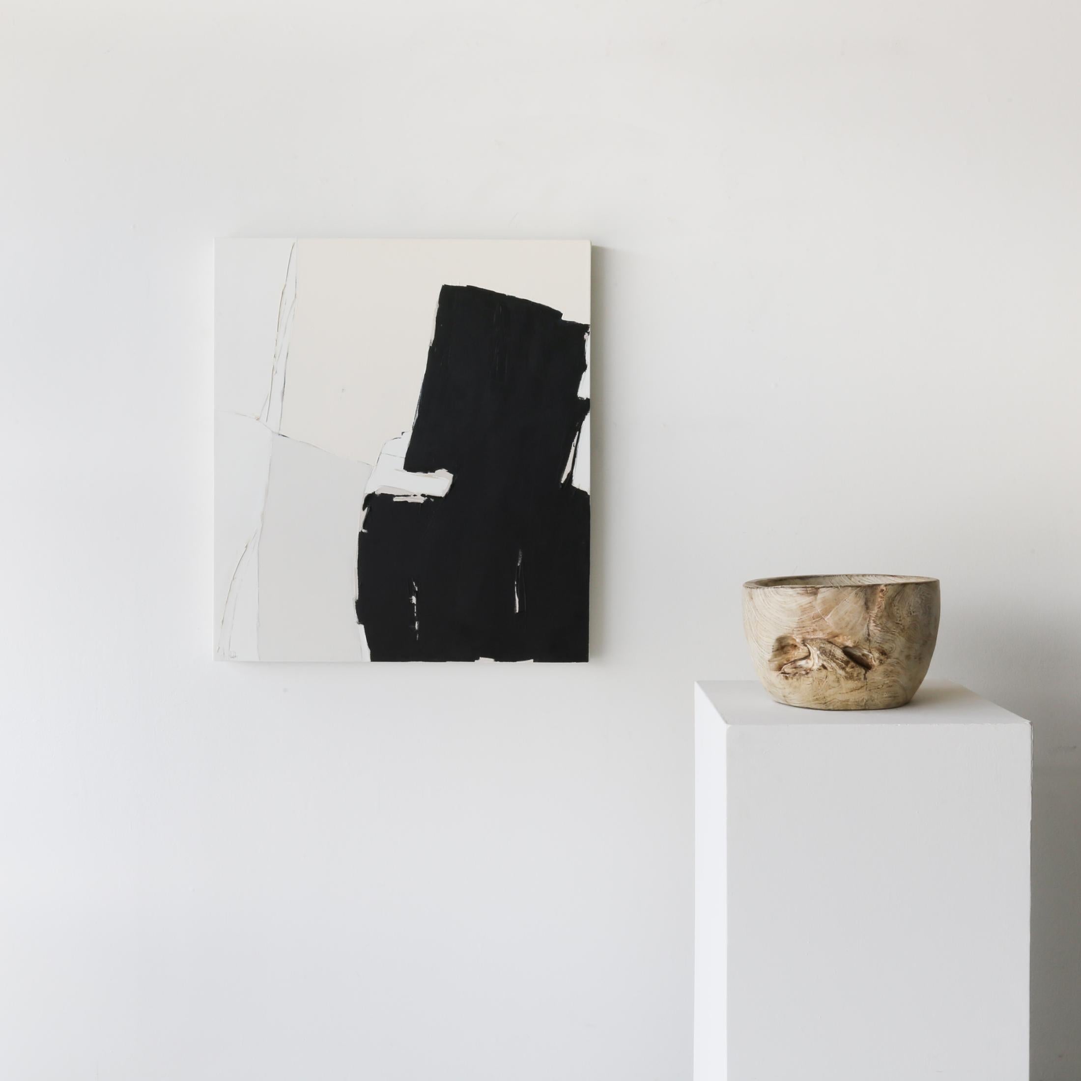 Holly Addi est une artiste basée à Salt Lake City dont les travaux s'inscrivent dans la lignée des artistes de l'expressionnisme abstrait qui l'ont précédée, comme Helen Frankenthaler et Clyfford Still, en s'appuyant de la même manière sur le