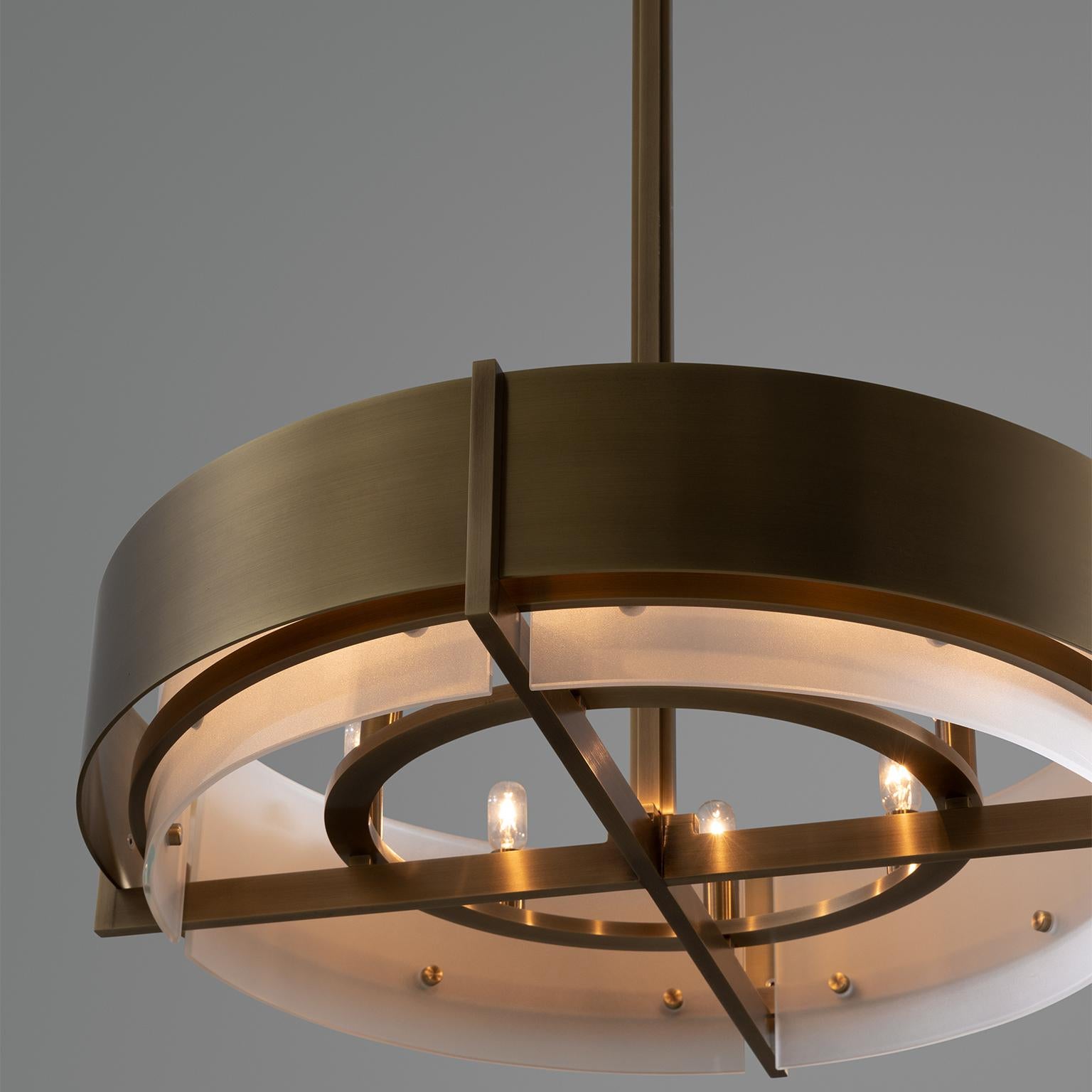 American HOLLY HUNT Euclid Round Chandelier in Golden Bronze Patina 