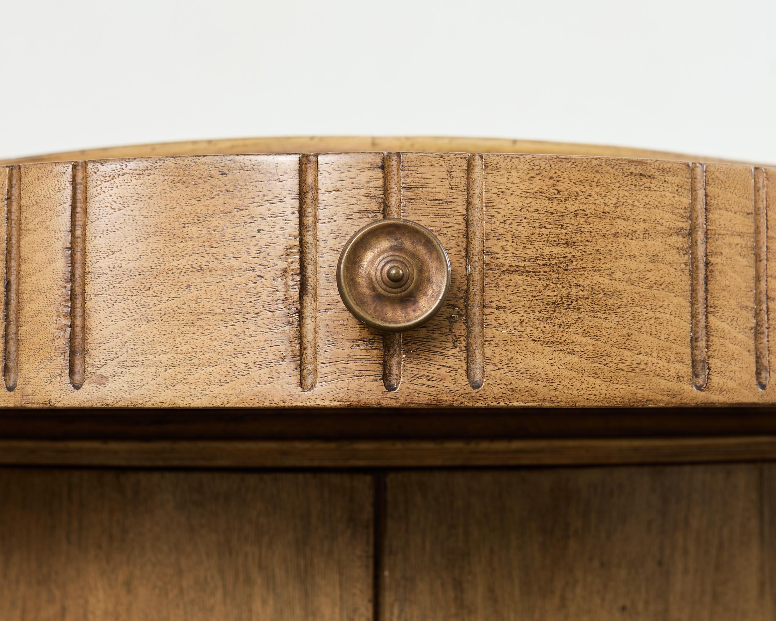 Holly Hunt for Therien Studio Serpentine Sideboard or Buffet For Sale 5