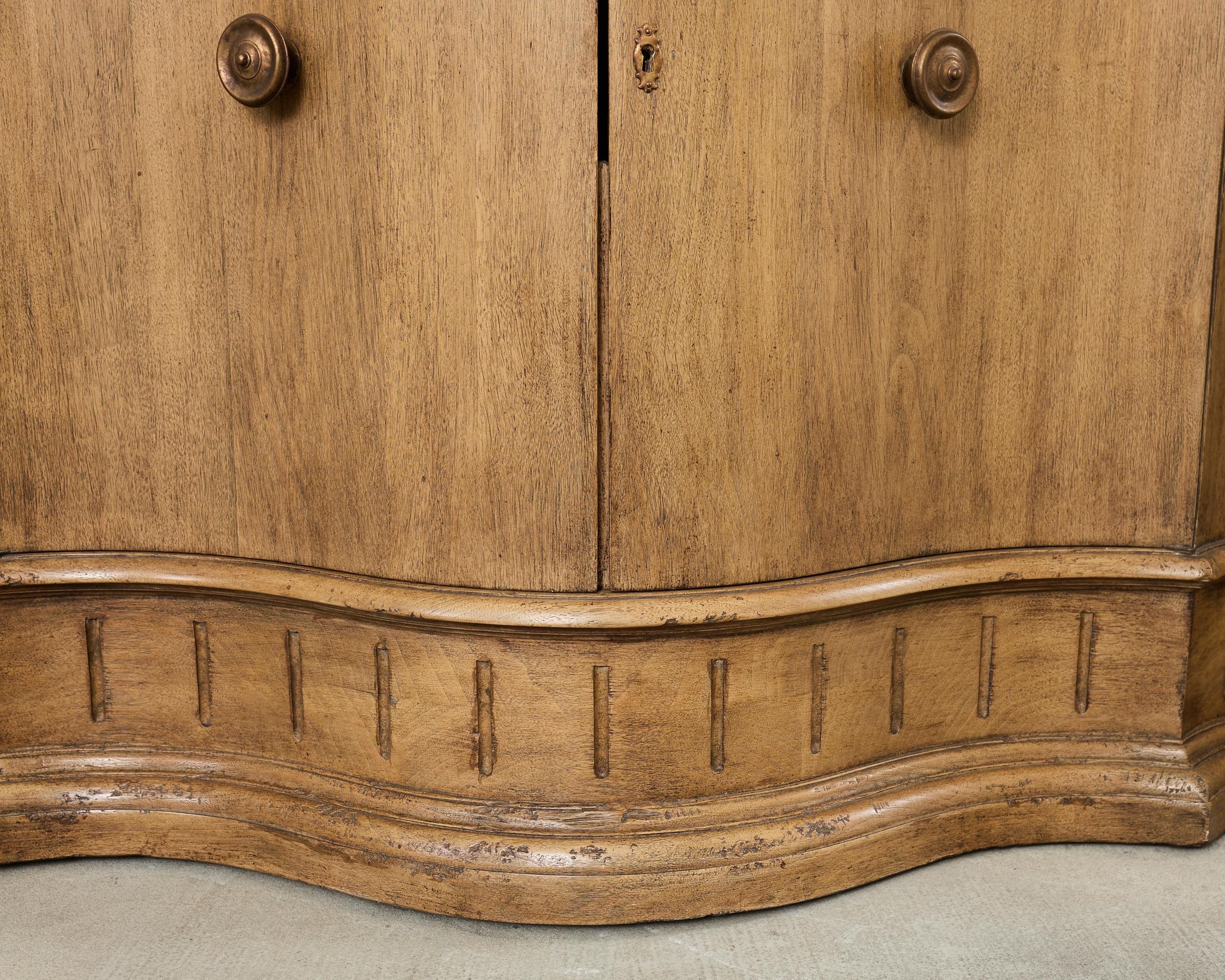 Holly Hunt for Therien Studio Serpentine Sideboard or Buffet For Sale 10
