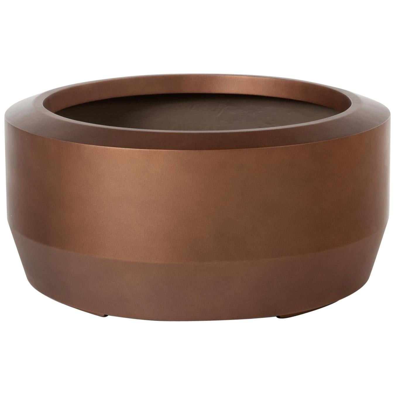 HOLLY HUNT Fugu Small Hollow Cast Concrete Outdoor Planter in Copper Finish