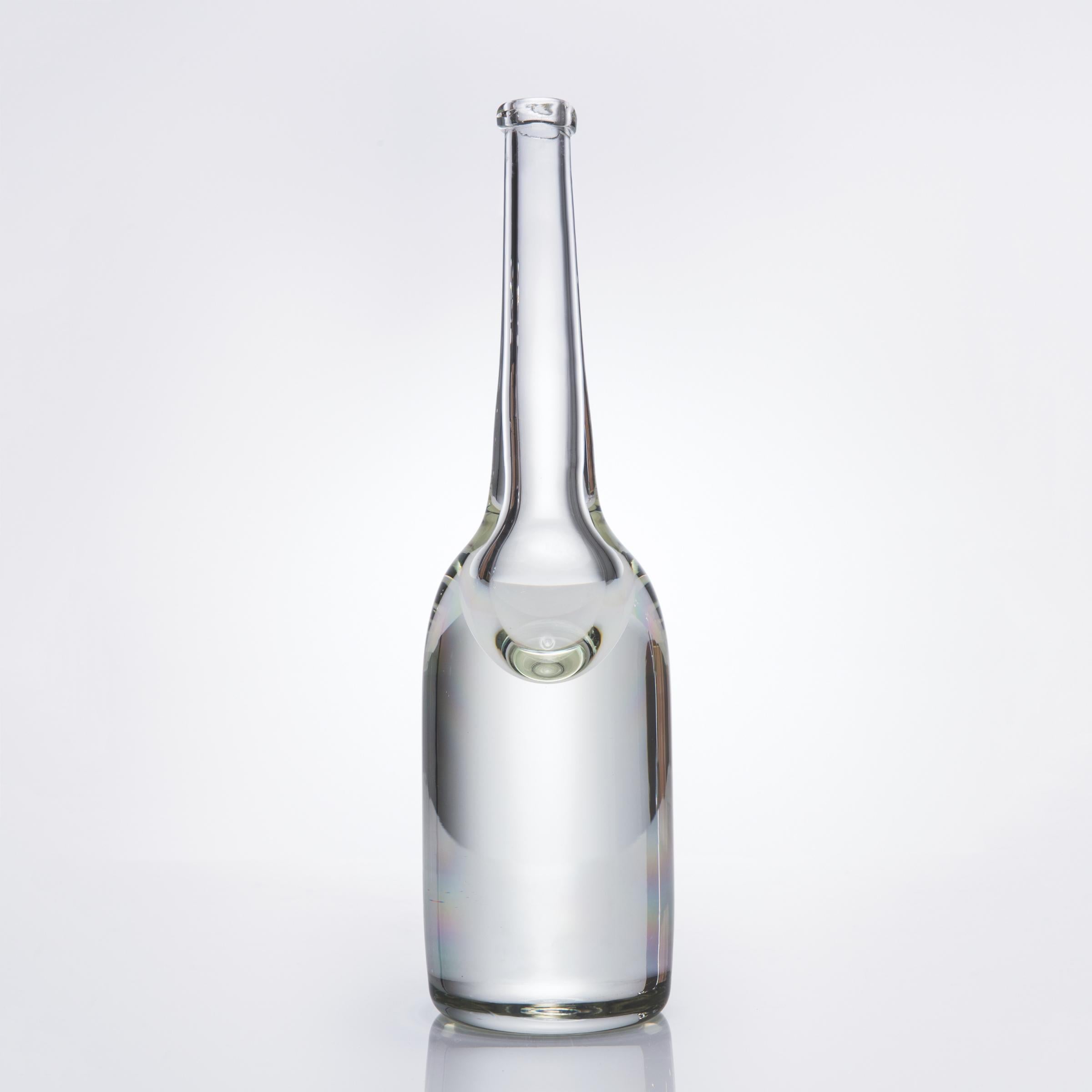 Holly Hunt handmade 805 long neck solid crystal vase by Alison Berger Glassworks

805 Vase 15