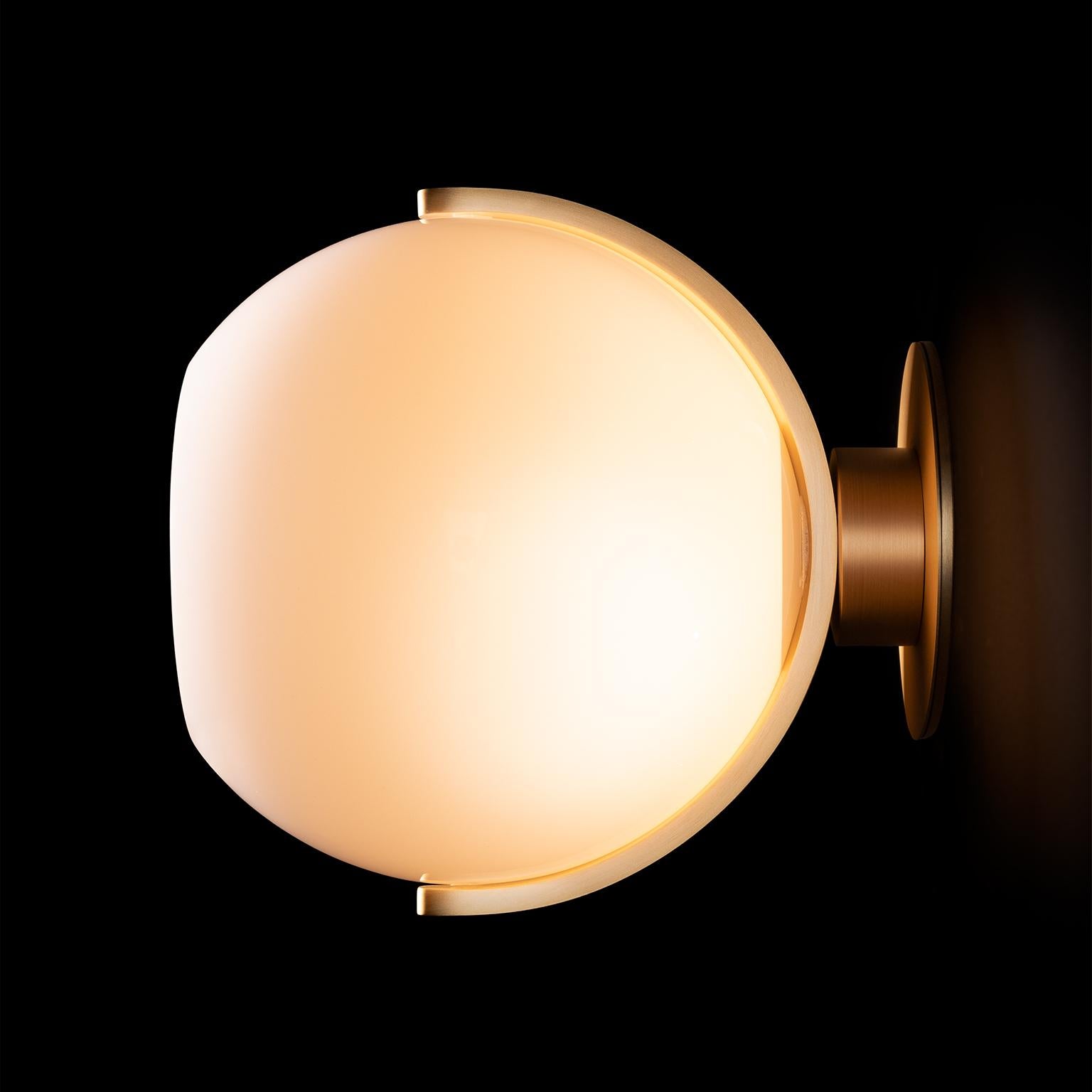Modern HOLLY HUNT HH2051646 Another Day Sconce with Brass by Damien Langlois-Meurinne