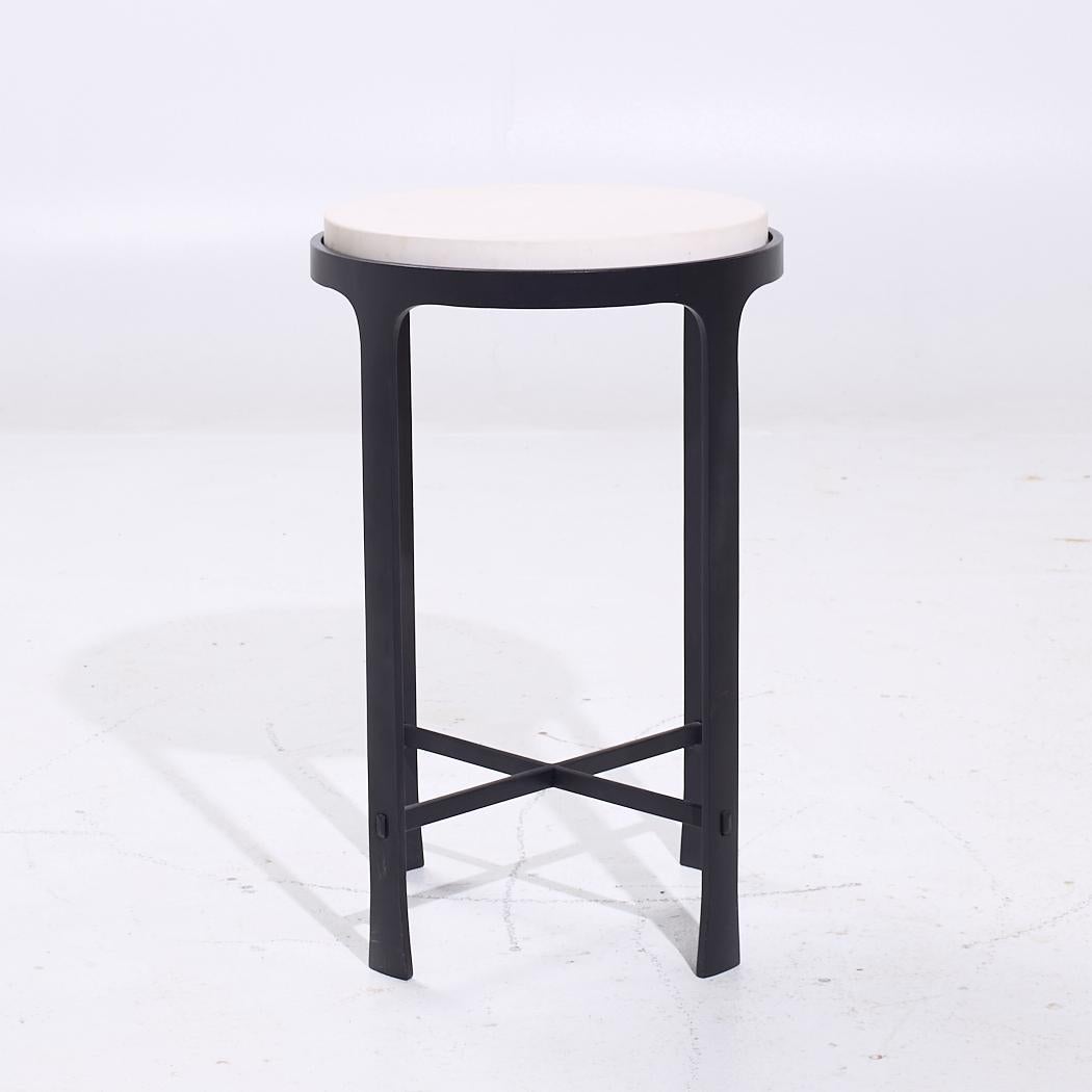 20ième siècle Holly Hunt James Occasional Side Table en vente