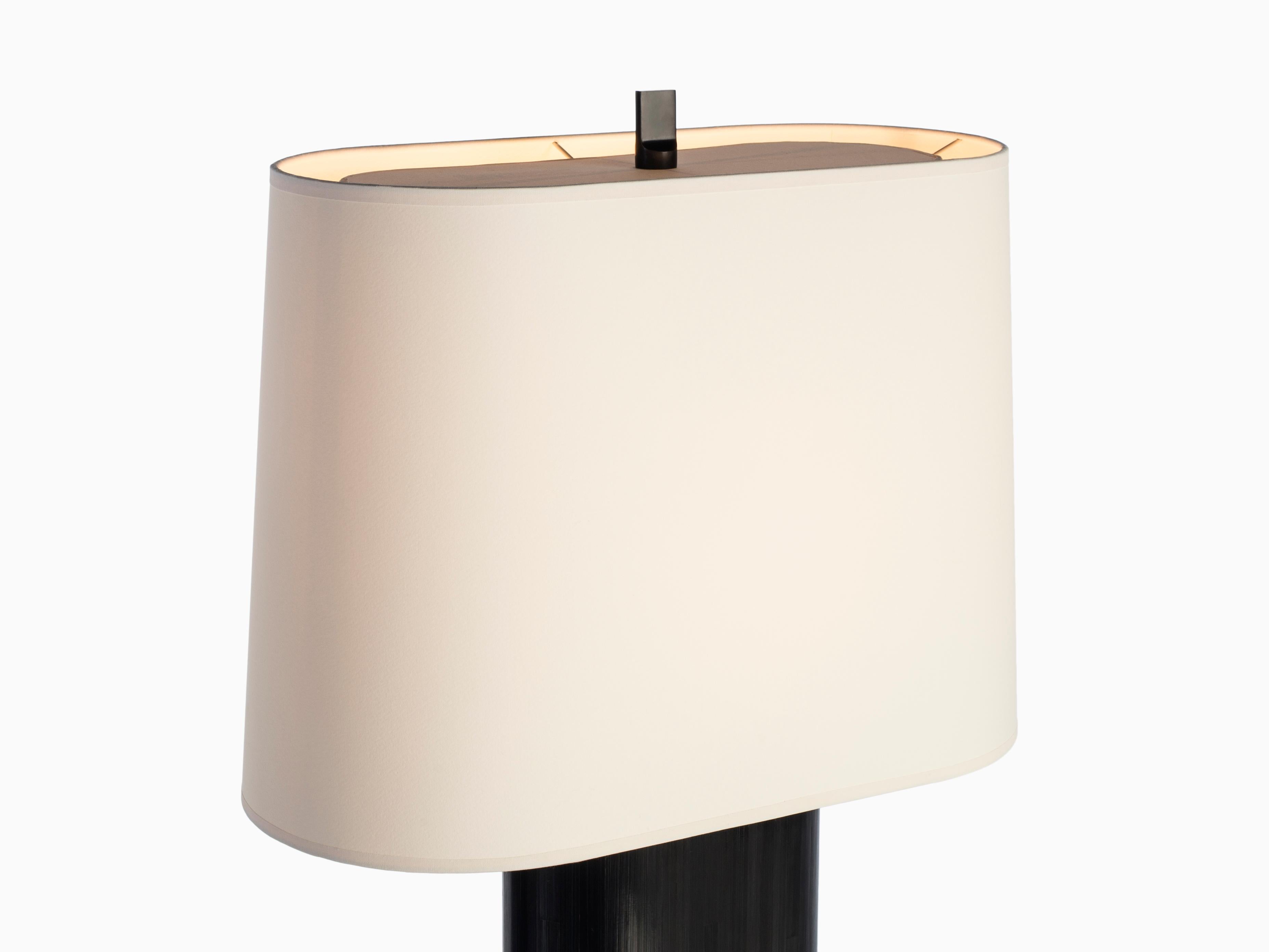 holly hunt table lamp