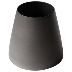 HOLLY HUNT Moon Large Bronze Vase in Dark Patina Finish Structure