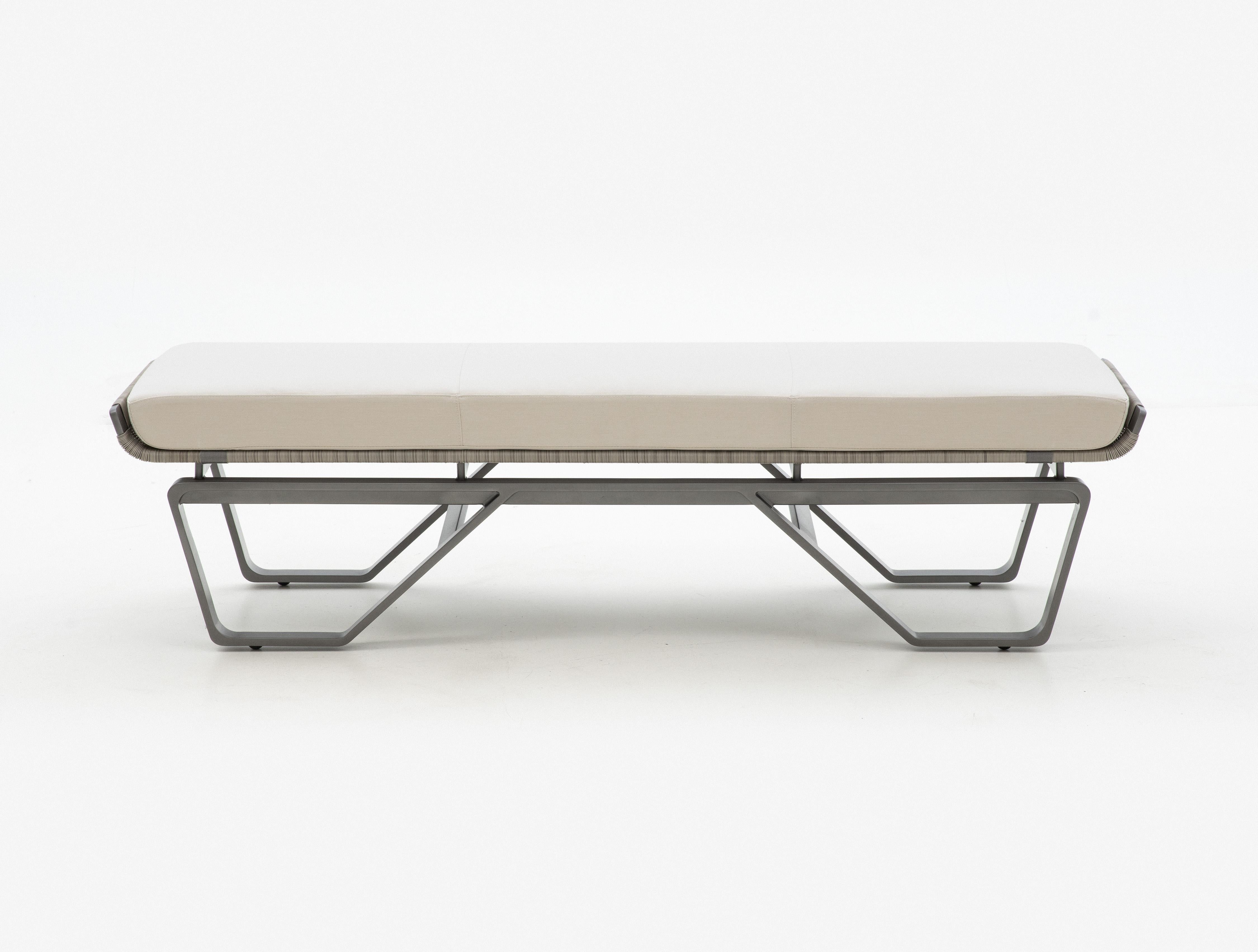 Drawing on the dynamic personality of our Meduse Table, the Meduse Bench adds new options for communal seating in an outdoor tableau. With a seat slightly higher than a typical bench, its dimensions make it ideal for placement poolside or around a