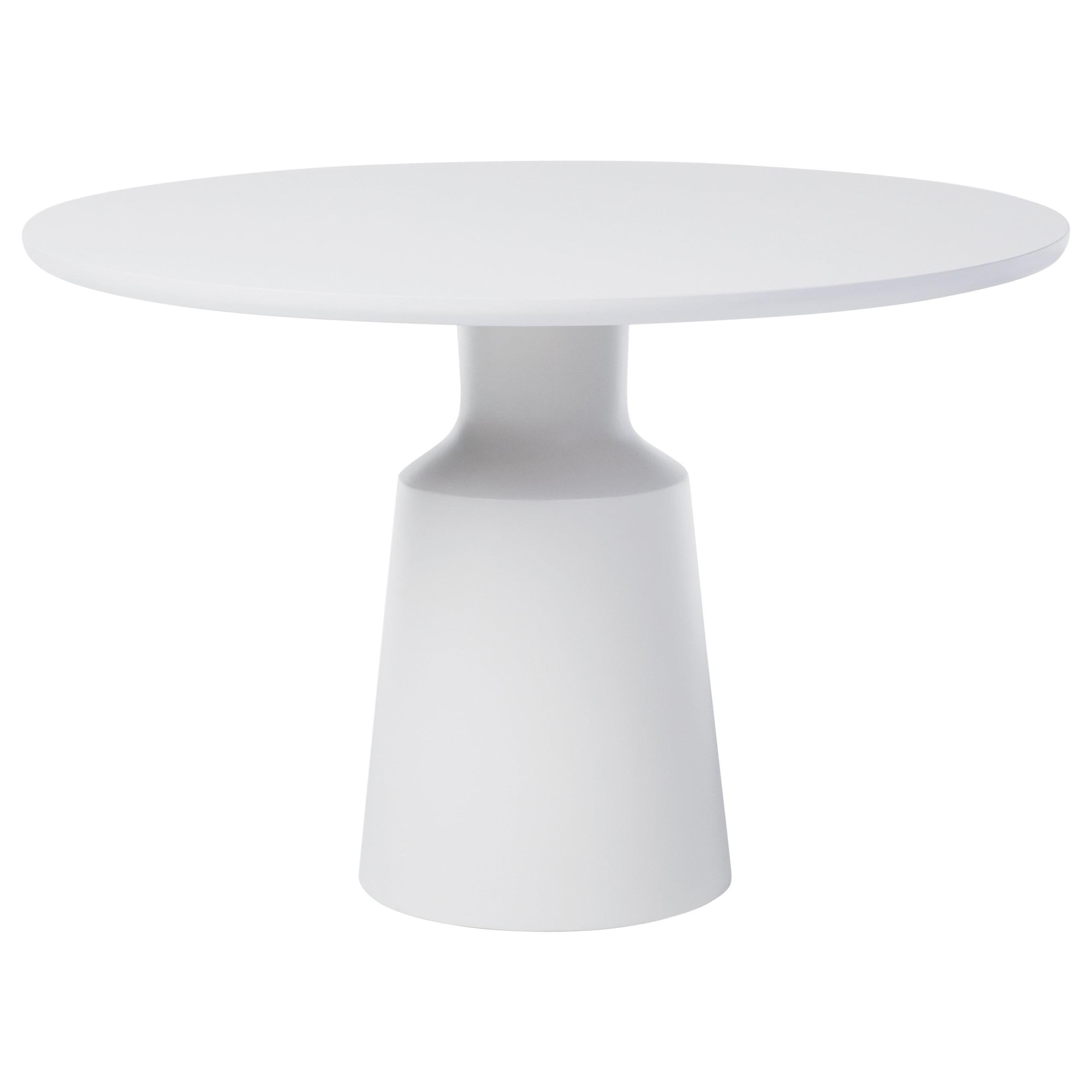 HOLLY HUNT Outdoor Peso Dining Table in Polar White Base & Pure White Top