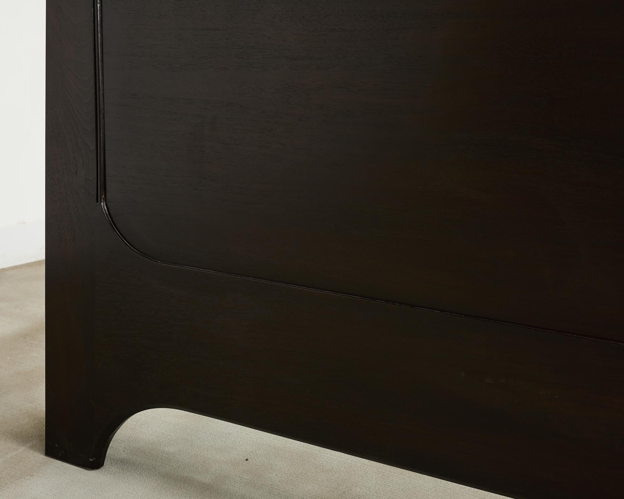 Holly Hunt Sorraia Queen Size Walnut Canopy Bed For Sale 8