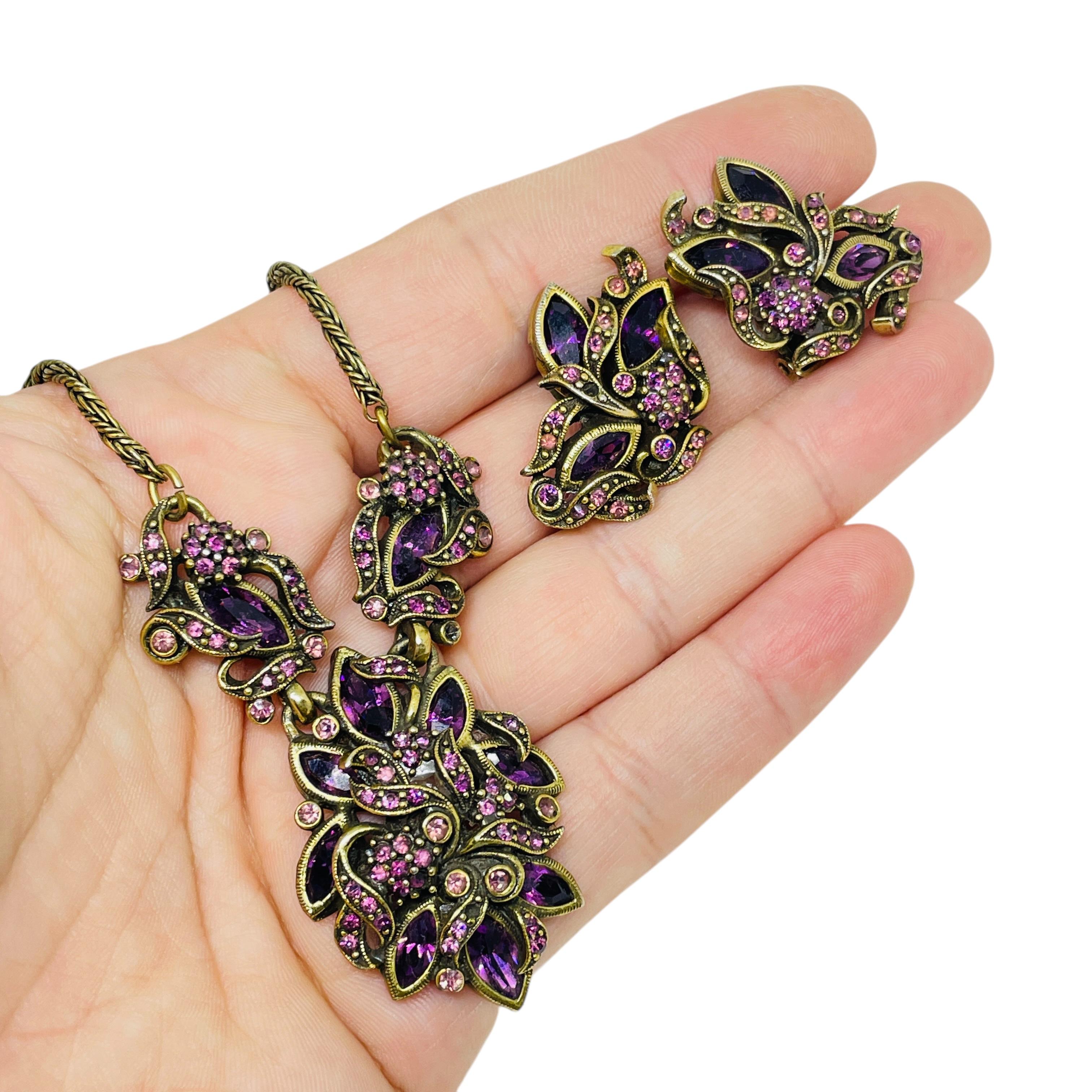 HOLLYCRAFT signiert Vintage Gold Ton Amethyst Strass Halskette Ohrringe Set im Angebot 3