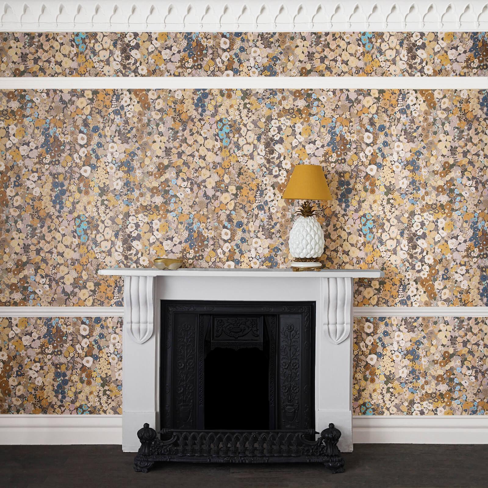 Suédois Papier peint Hollyhock - Flax en vente