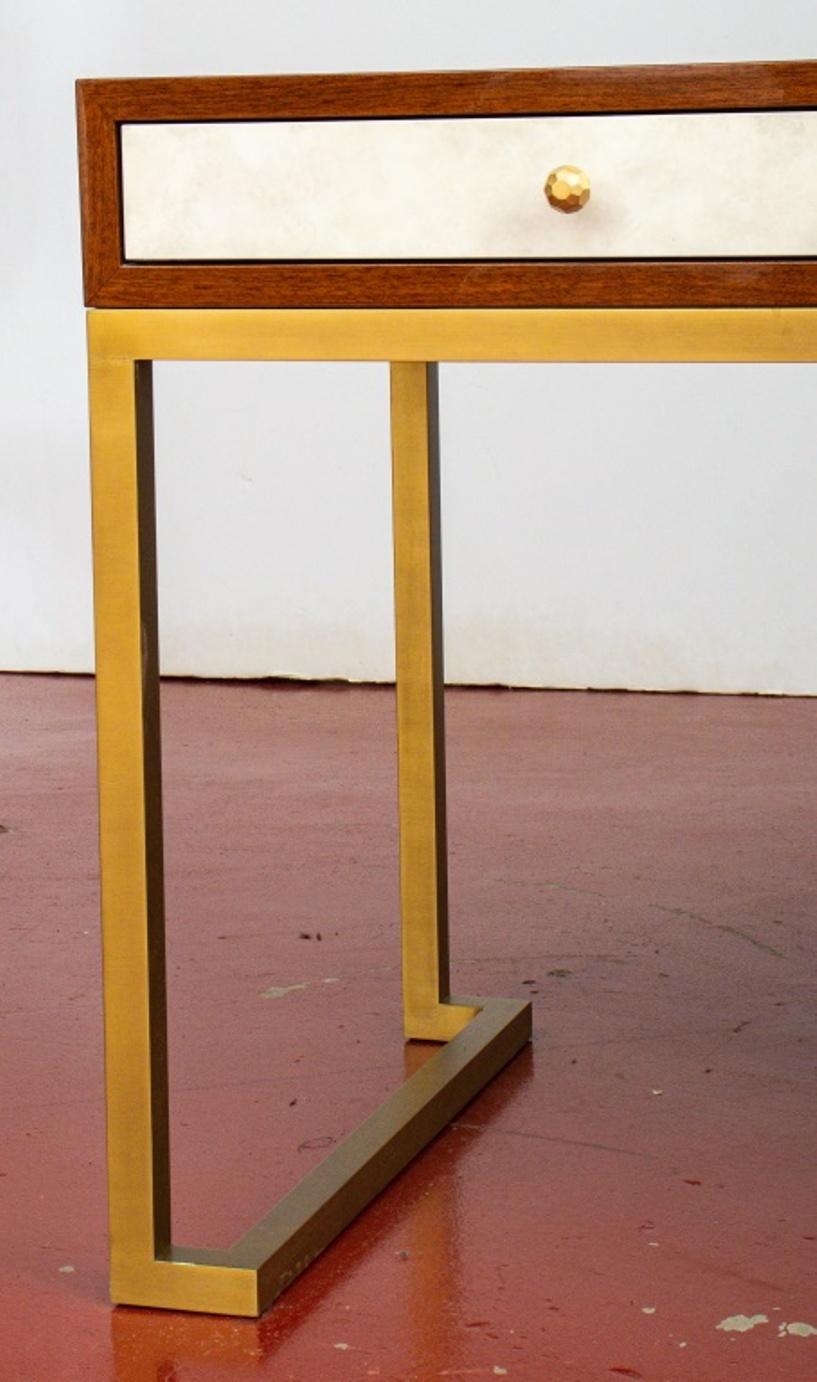 Hollywood Glam Dresser Vanity Table In Good Condition In Astoria, NY