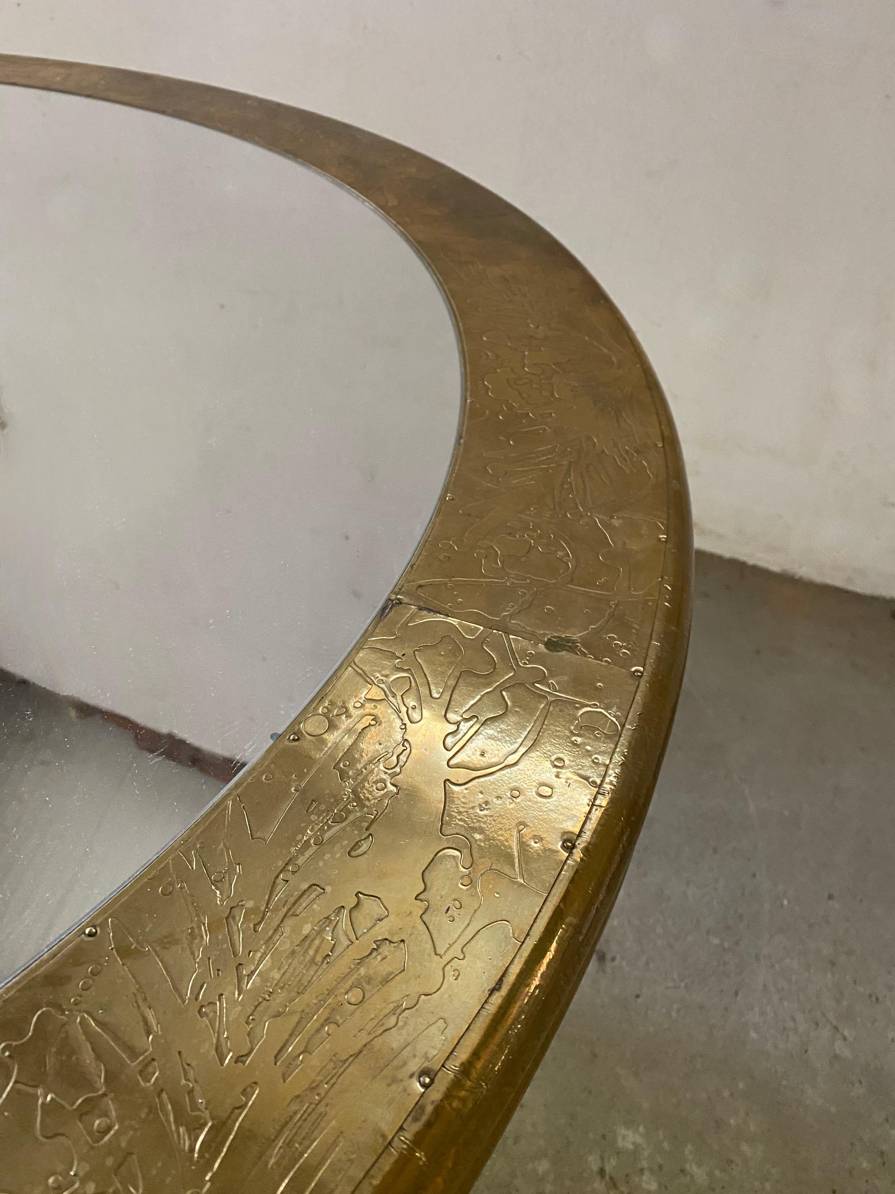 Hammered Hollywood Recency Brass & Mirror Glass Dining Table/Lobby Table, 80's Gony Nava For Sale