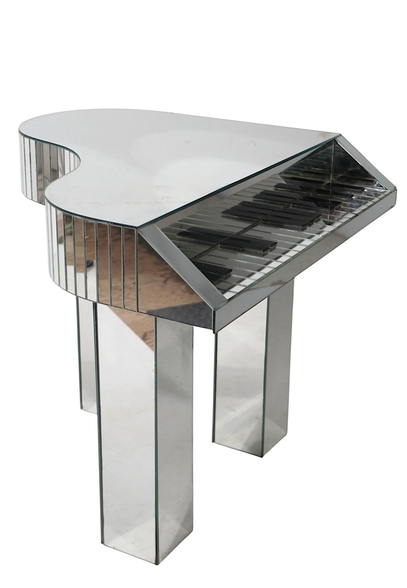 Hollywood Recency Liberace Stil verspiegelte Grand Piano Form Couchtisch c 1970's im Angebot 3