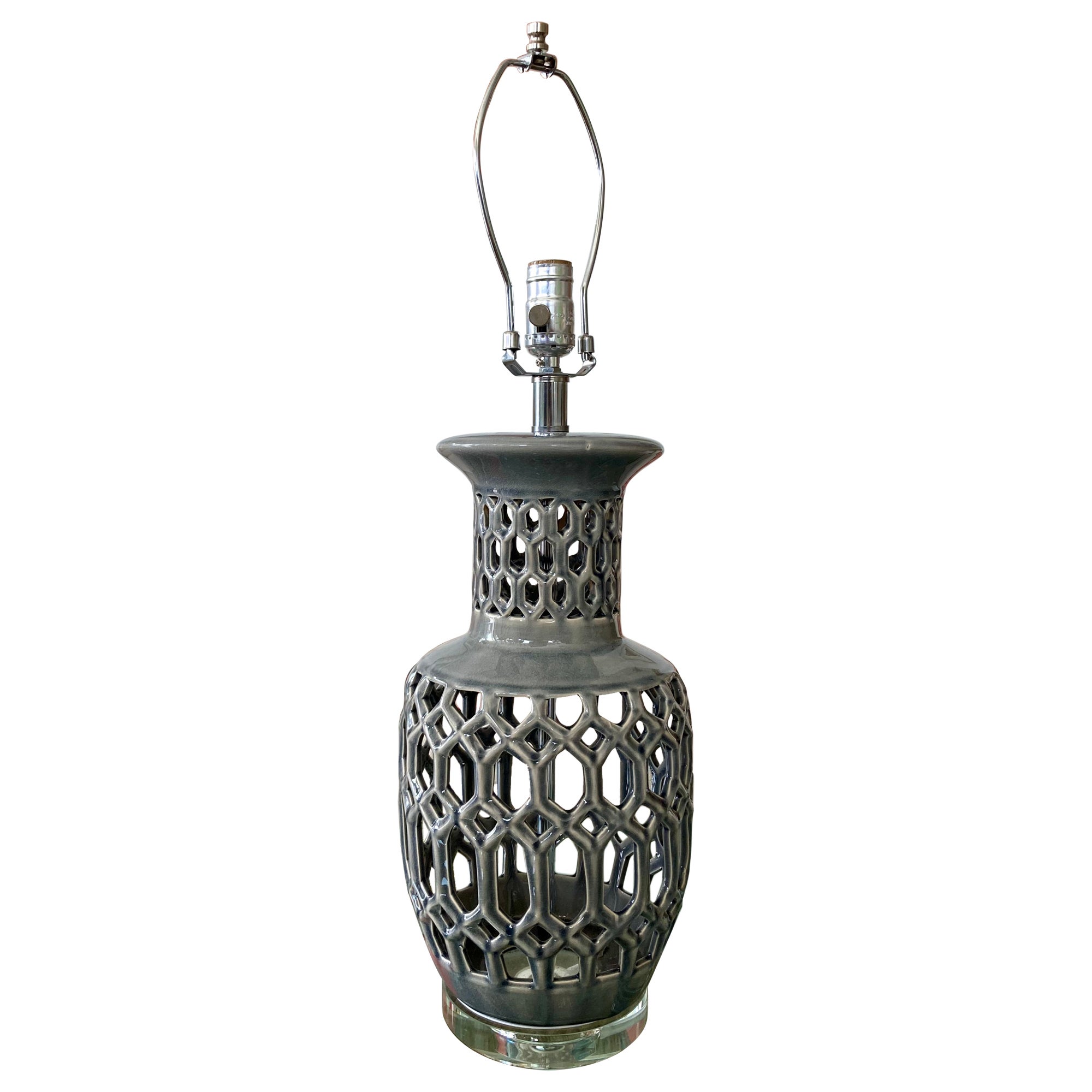 Hollywood Regency 1970s Gray Glazed Lattice Ceramic Table Lamp With Lucite Base