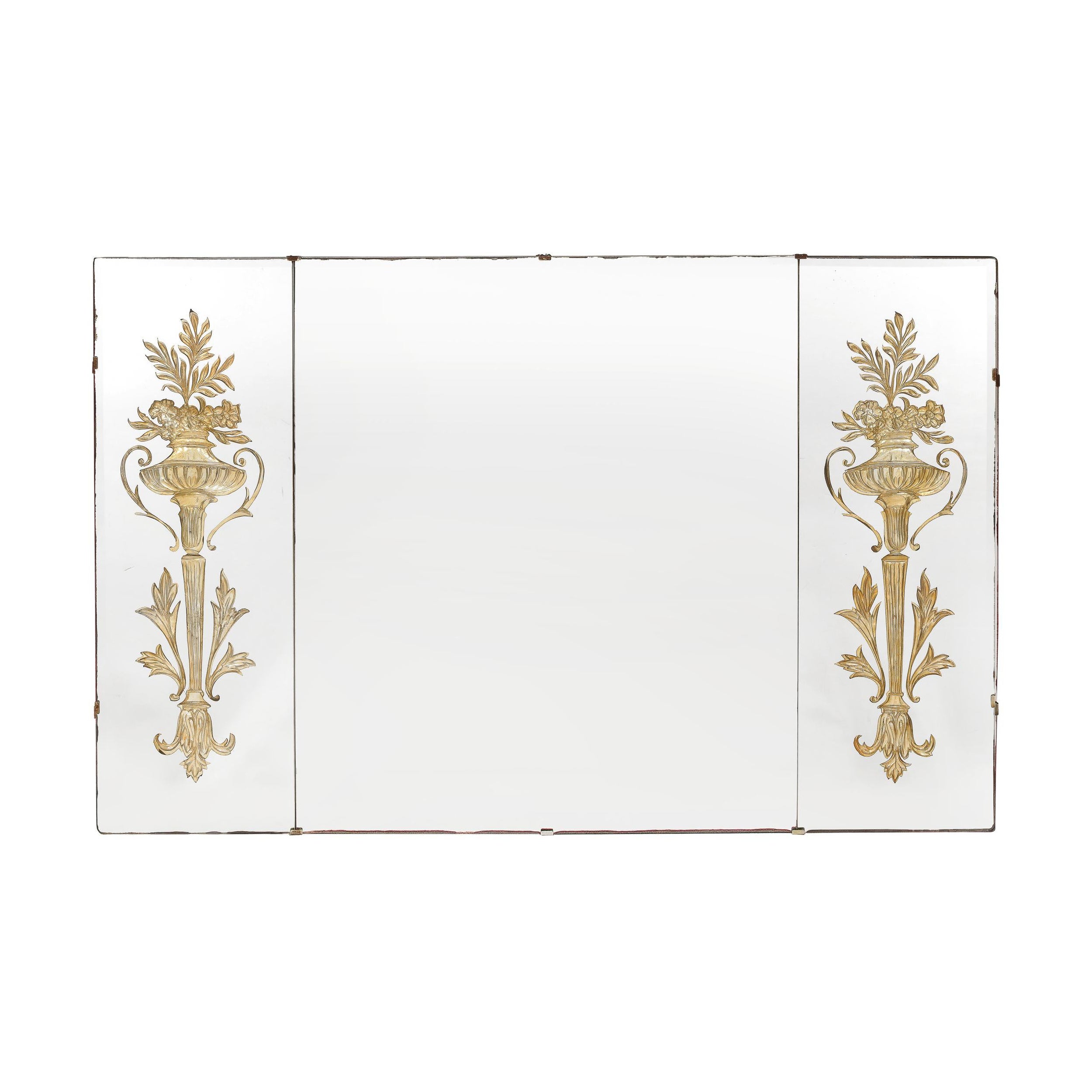 Specchio Hollywood Regency a 3 pannelli con motivi floreali neoclassici Kantharos in vendita