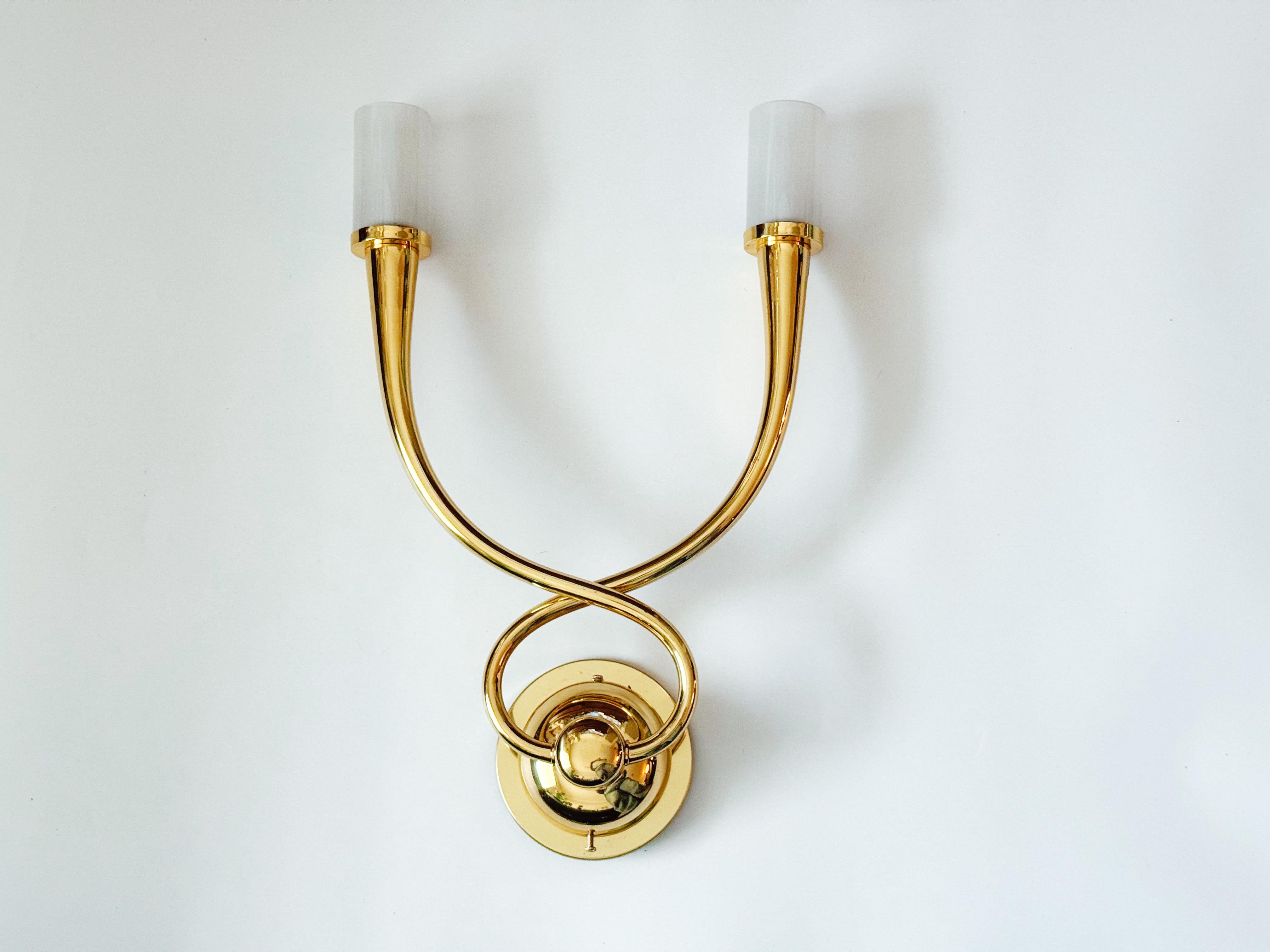 Italian Hollywood Regency 4 Egoluce Wall Light Sconces, Brass, Glass, Italy, 1980s For Sale