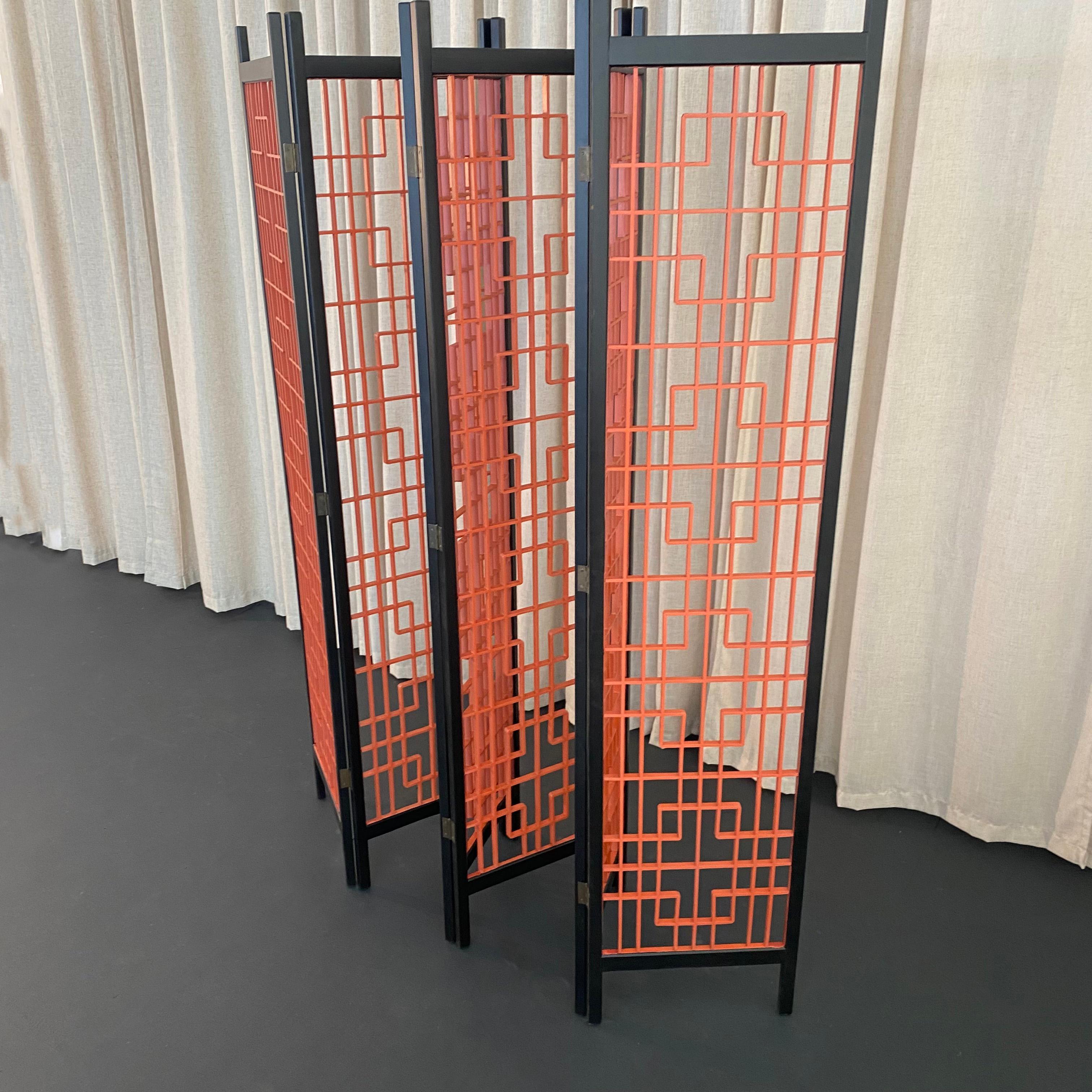 20ième siècle Hollywood Regency 6-Panel Decorative Screen Room Divider (écran décoratif à 6 panneaux) en vente