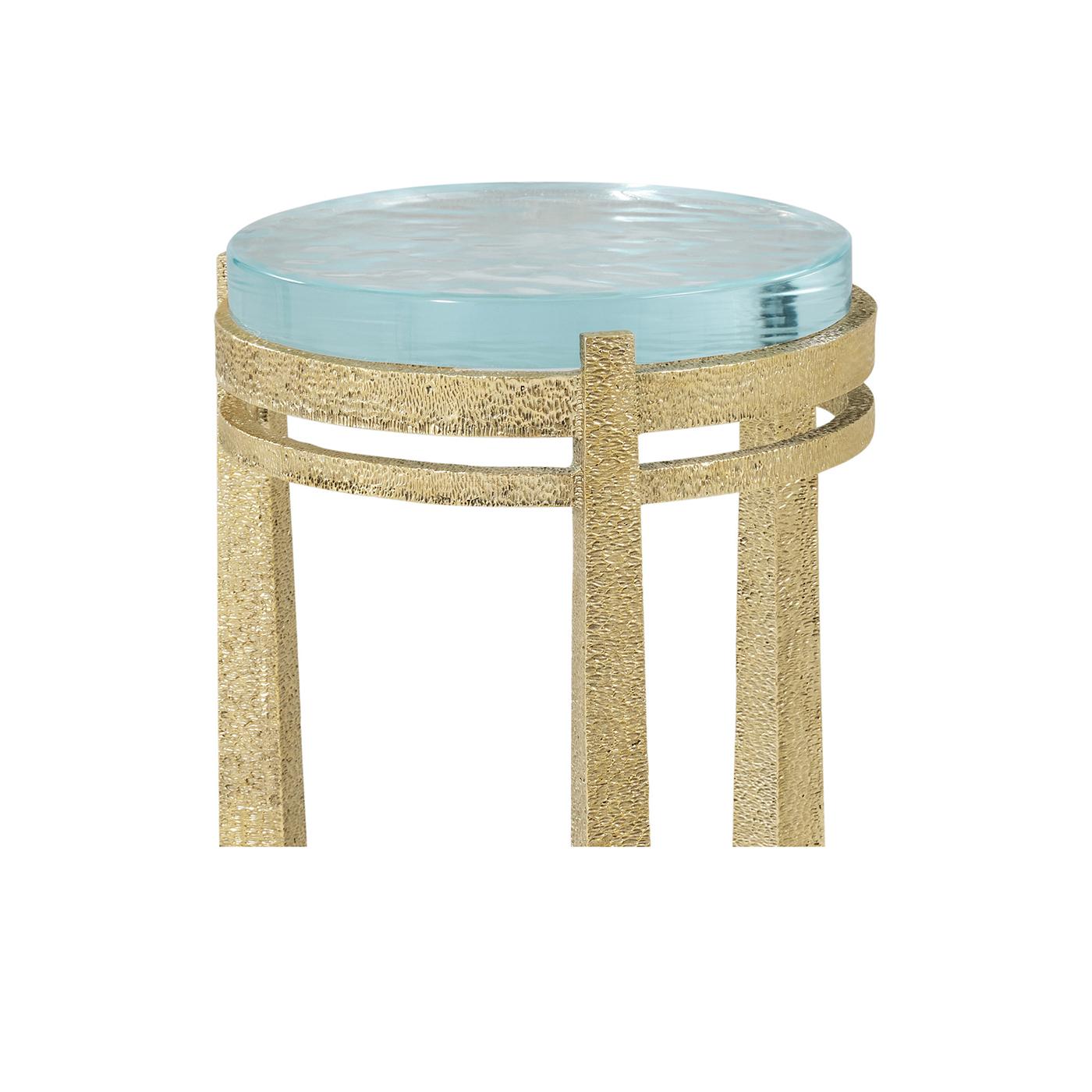 Vietnamien Table d'appoint Hollywood Regency en vente