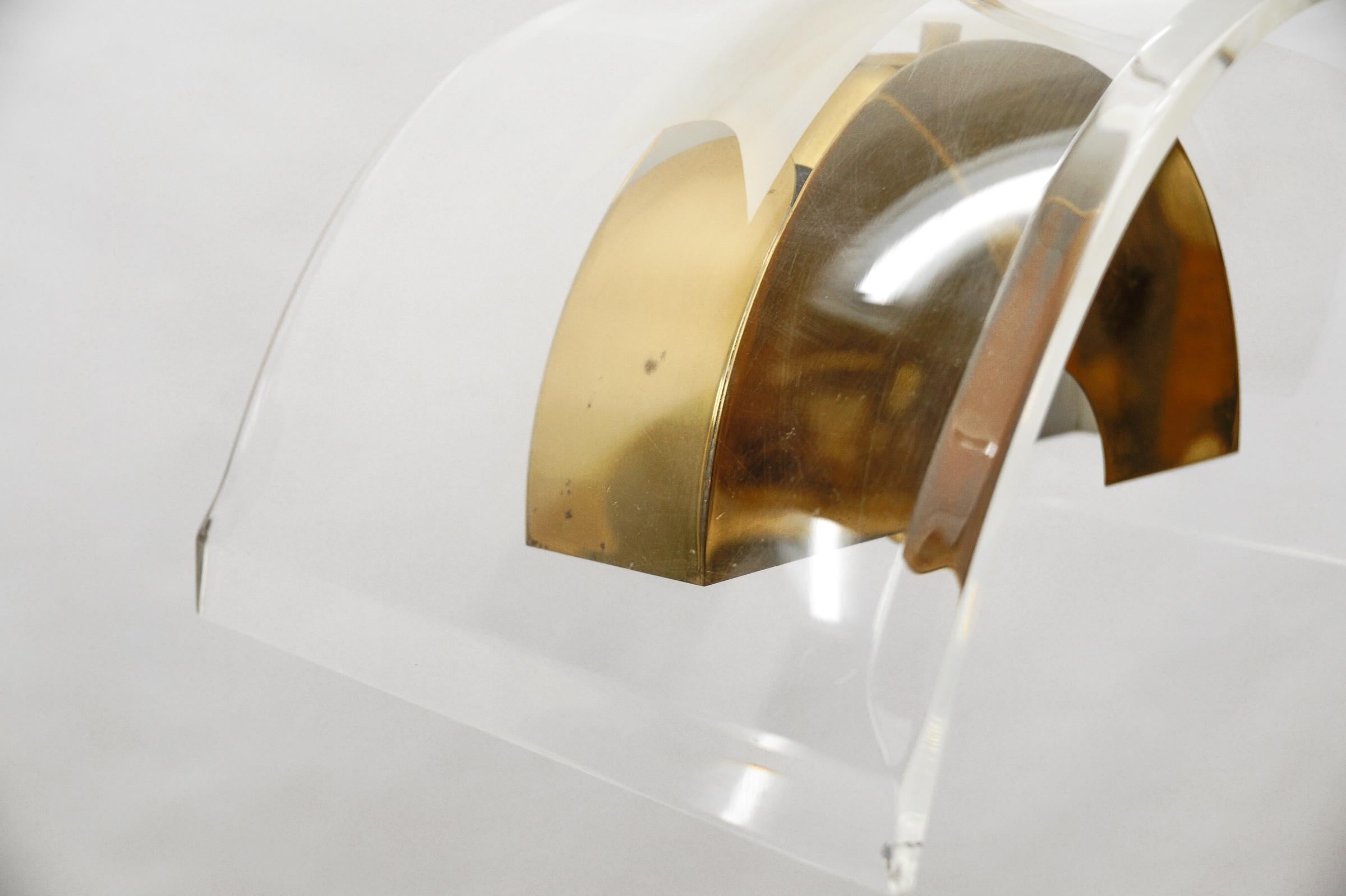 Lampada da soffitto in acrilico Hollywood Regency, Italia, anni '70 in vendita 4