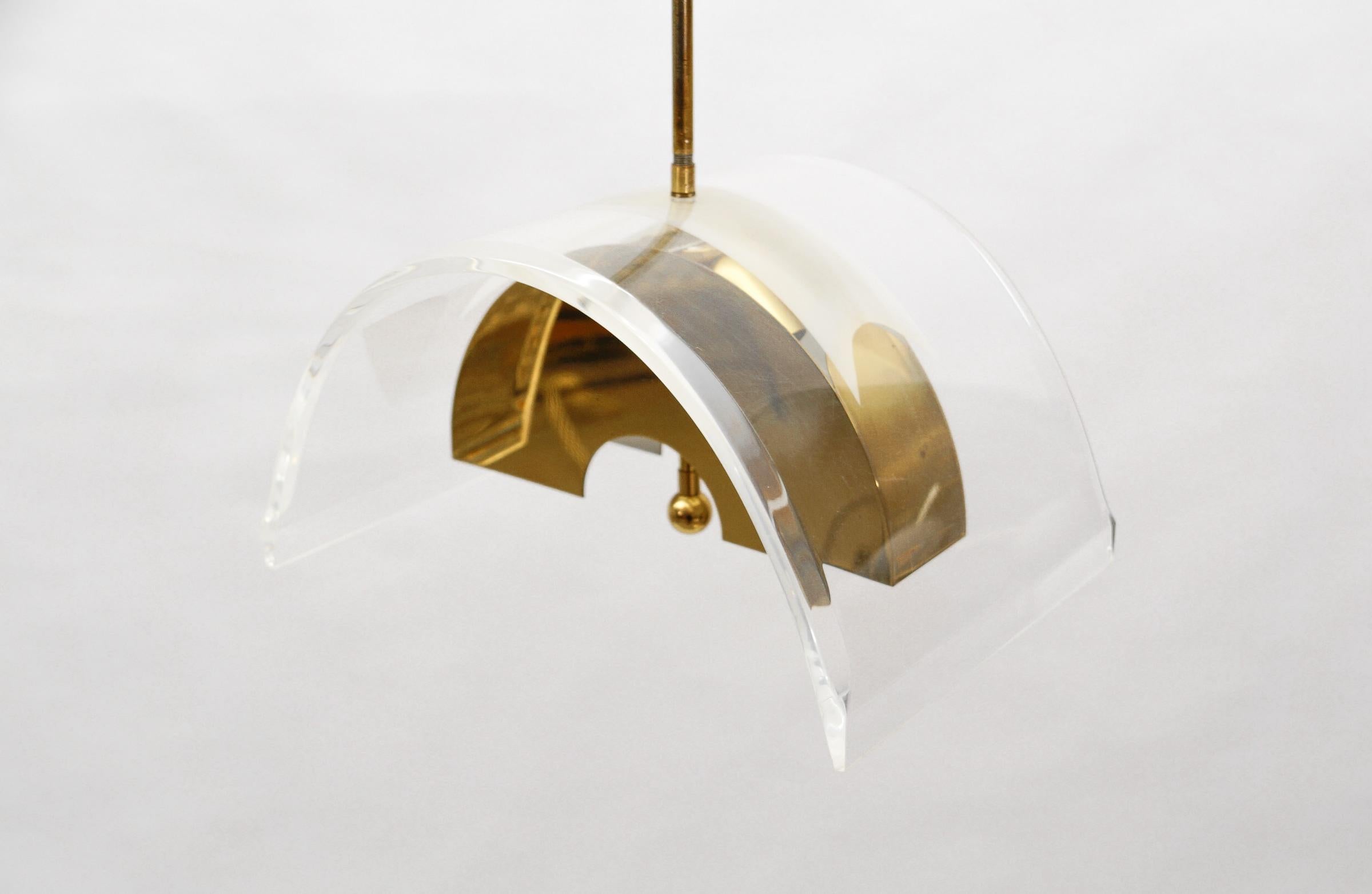 Metallo Lampada da soffitto in acrilico Hollywood Regency, Italia, anni '70 in vendita