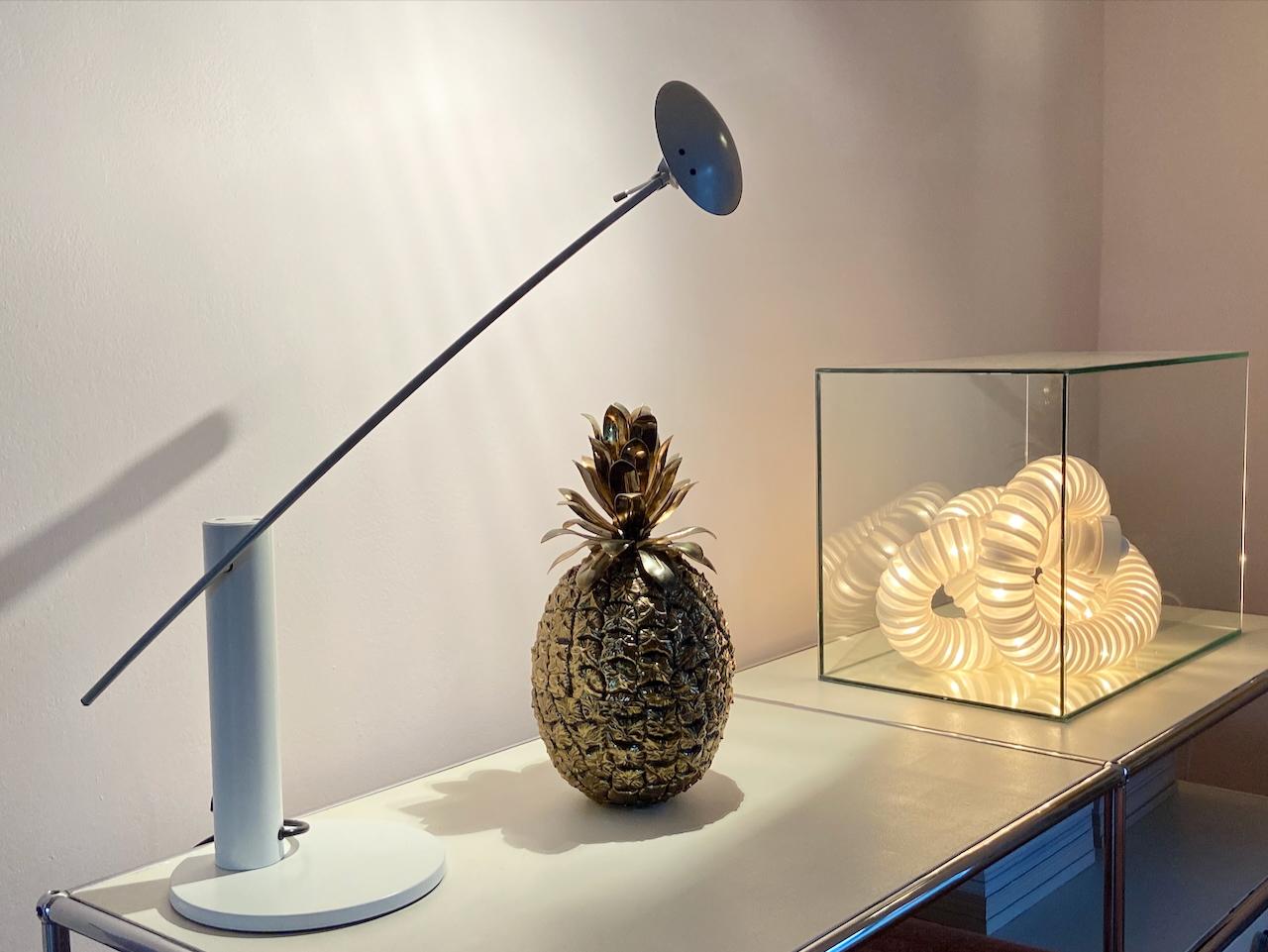 Eiskübel von Turnwald Collection International im Stil einer goldenen Ananas aus den 1970er Jahren, hergestellt von Freddo Therm Schweiz. 
Sehr guter Zustand, keine Schäden. Kostenloser weltweiter Versand.

 
