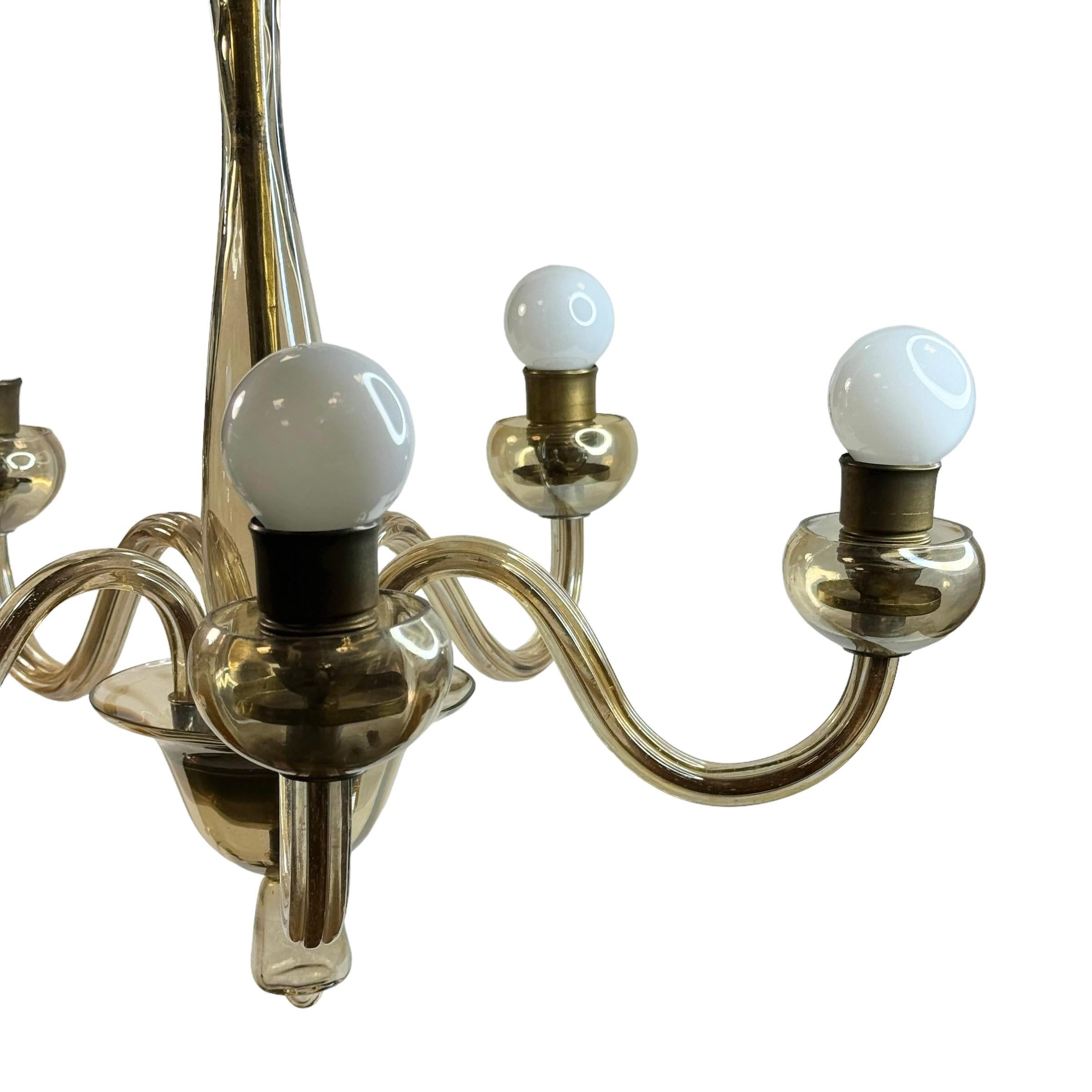 Italiano Lampadario Hollywood Regency Art Deco in vetro di Murano color ambra, Italia, anni '30 in vendita