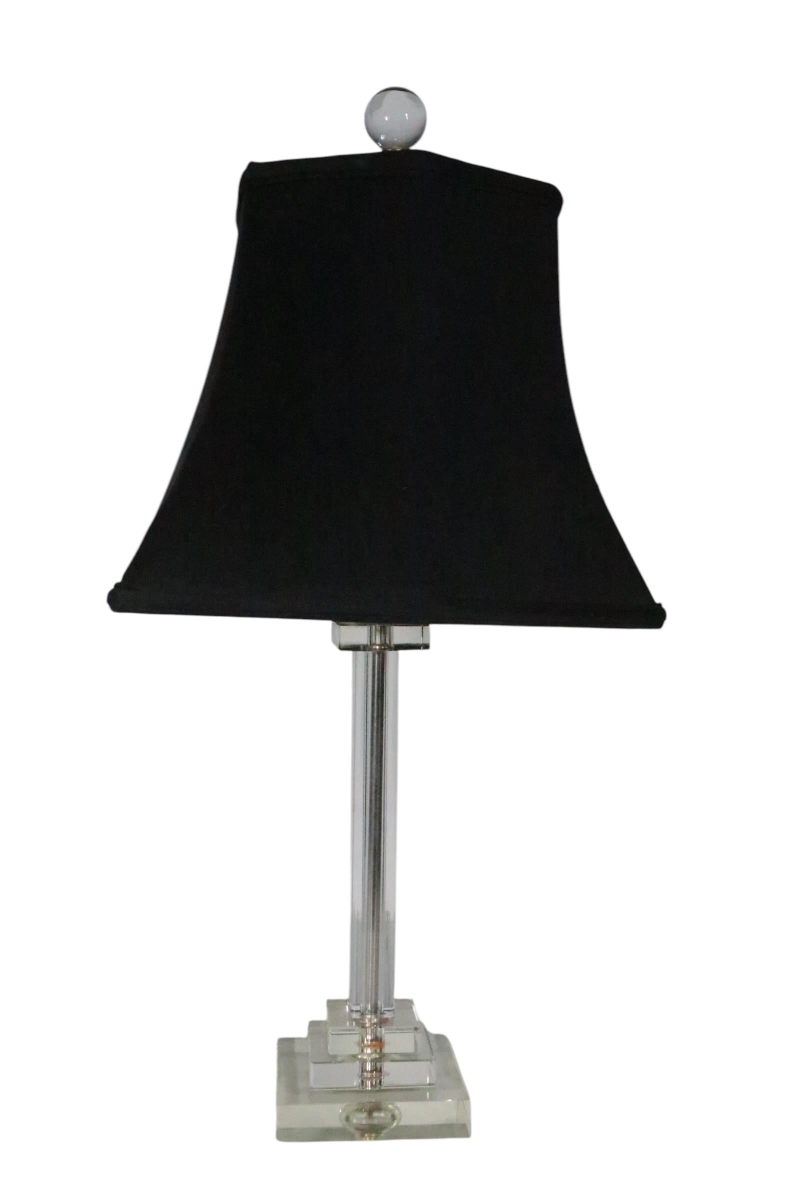 Boudoir a colonna in vetro Art Deco Hollywood Regency  Lampada in vendita 10