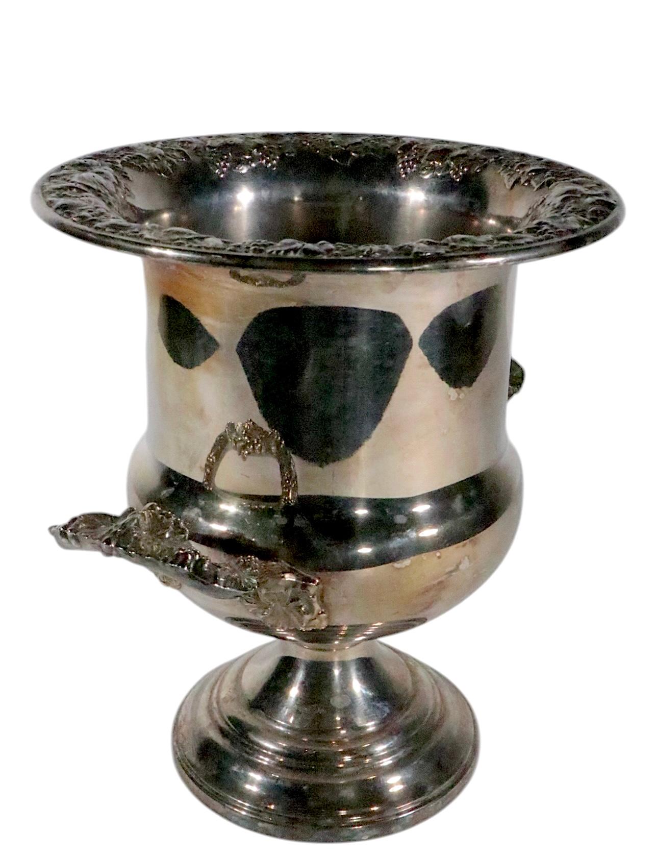 Hollywood Regency Art Deco versilberter Champagner-Eiskübel von Sheridan im Angebot 5