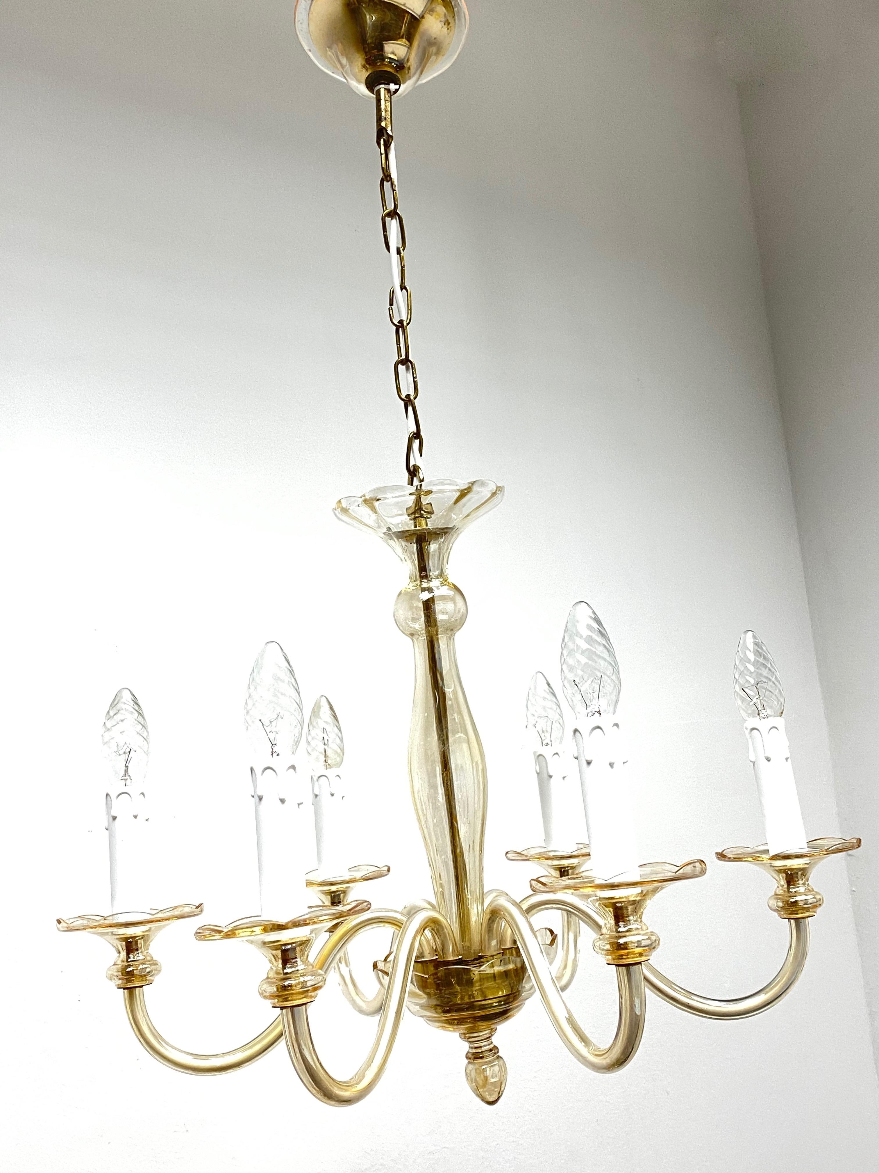 Mid-20th Century Hollywood Regency Art Deco Style Amber Murano Glass Chandelier, Italy, 1960s For Sale