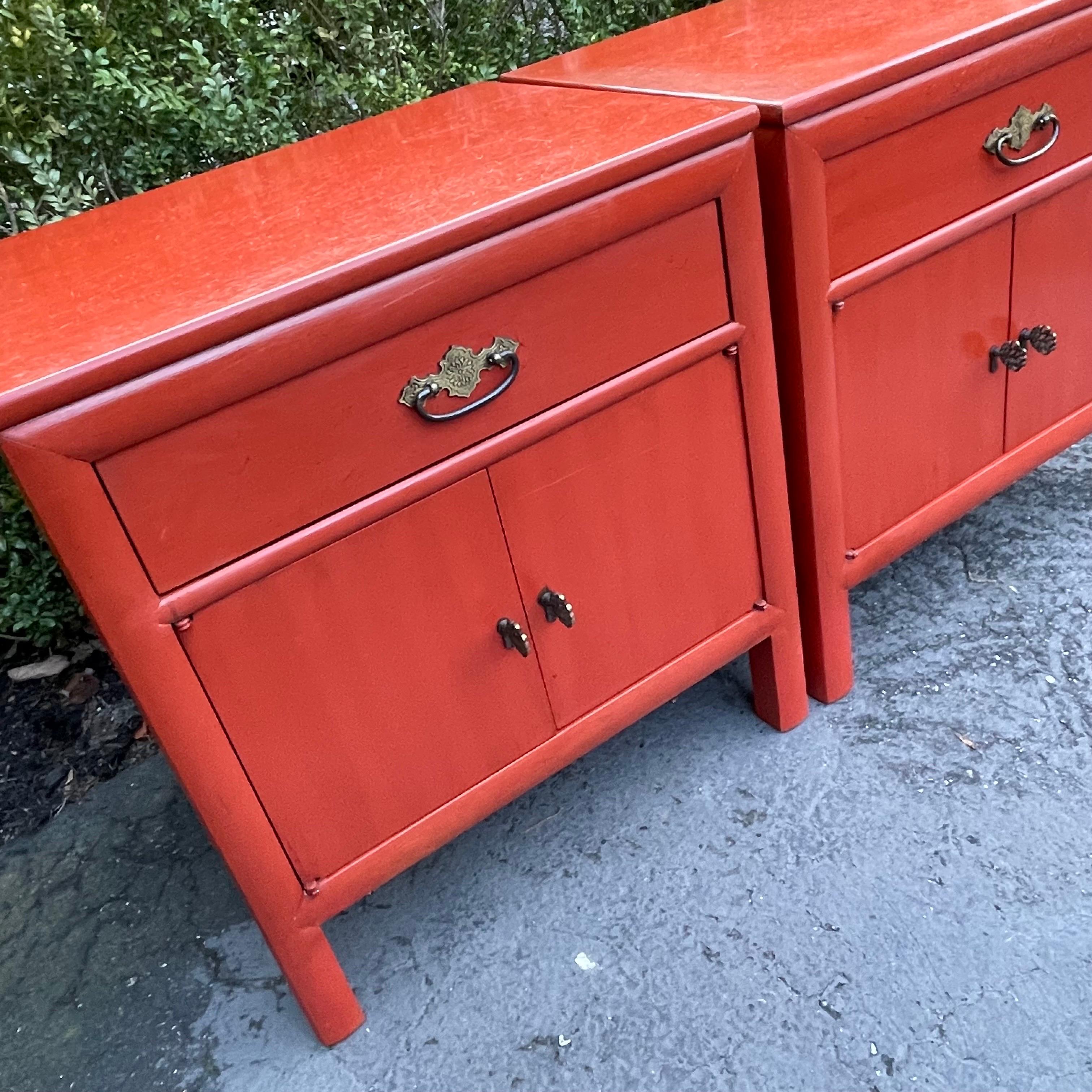 Nightstands or Side Tables Hollywood Regency Asian Inspired Paprika Colored In Good Condition For Sale In Bedford Hills, NY