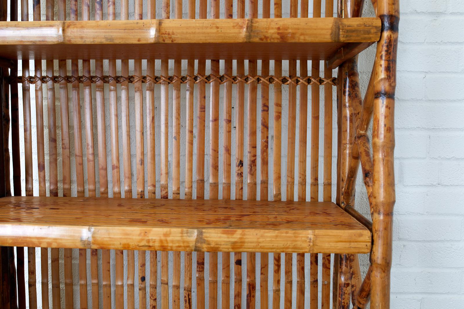 Hollywood Regency Bamboo Rattan Étagère Bookcase In Good Condition In Rio Vista, CA