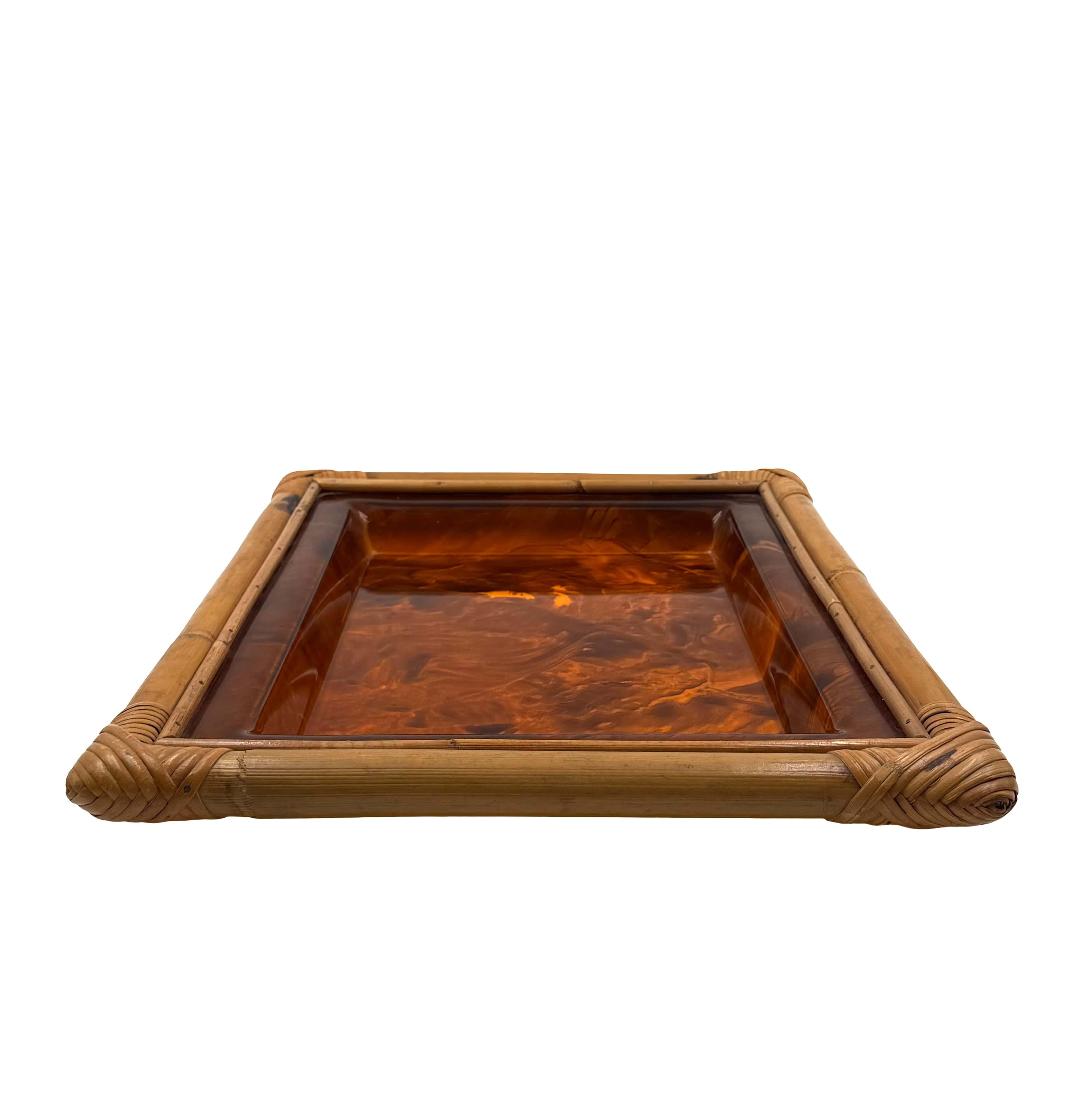 Hollywood regency bamboo tray, Italy 1970s in vendita 2