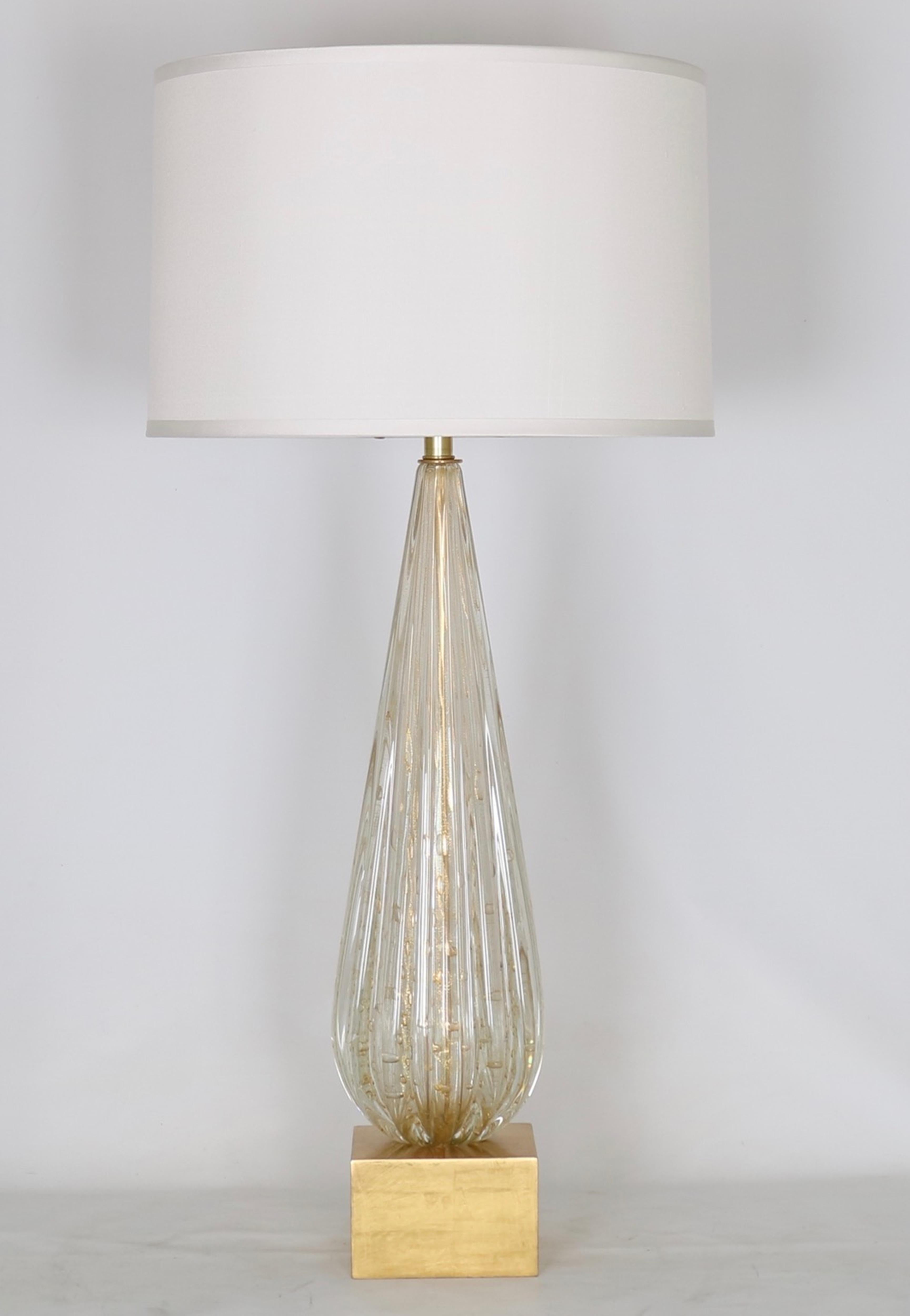 20th Century Hollywood Regency Barovier Lamp in Murano Glass with Gold Inclusions
