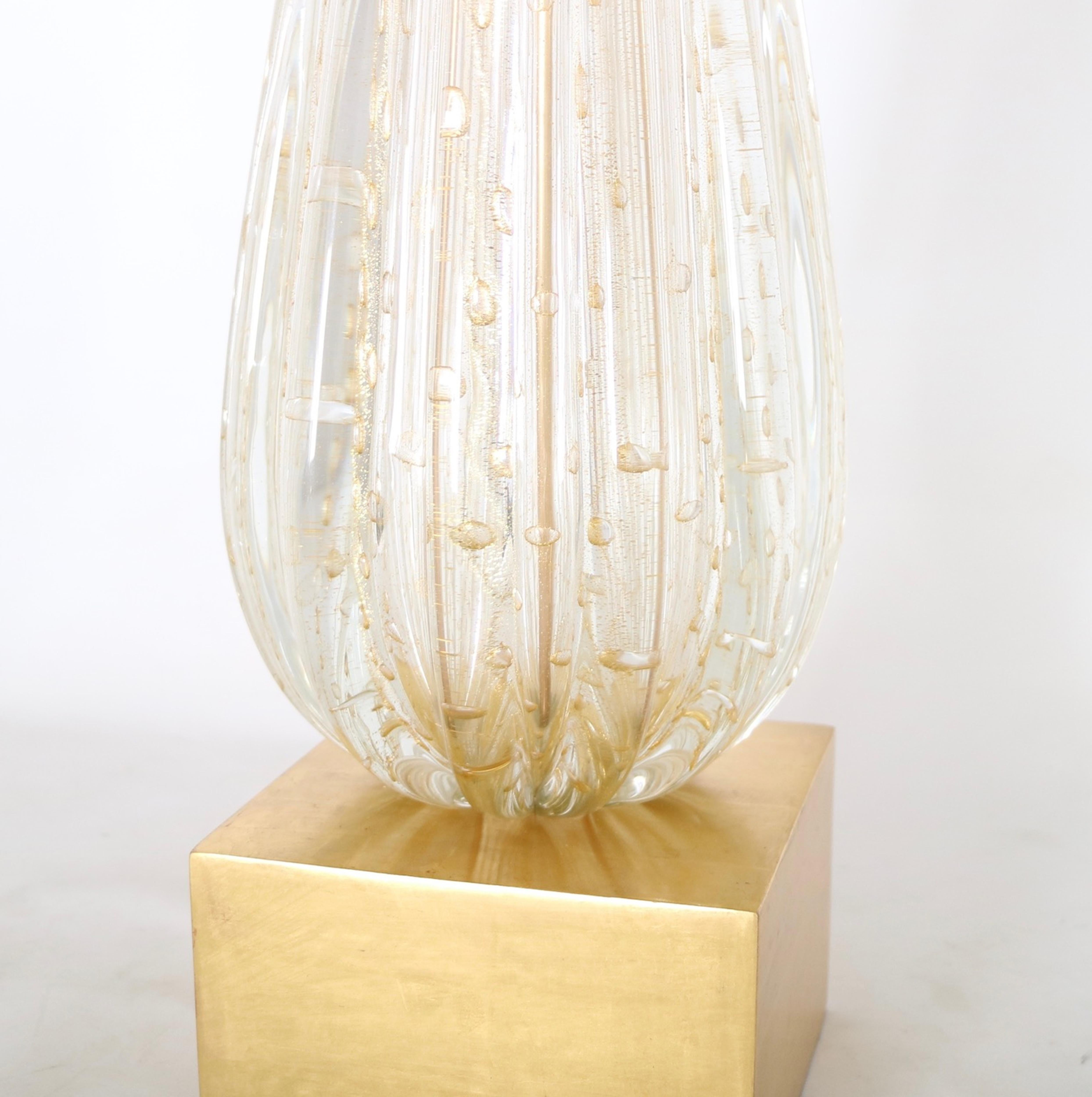 Hollywood Regency Barovier Lamp in Murano Glass with Gold Inclusions 3